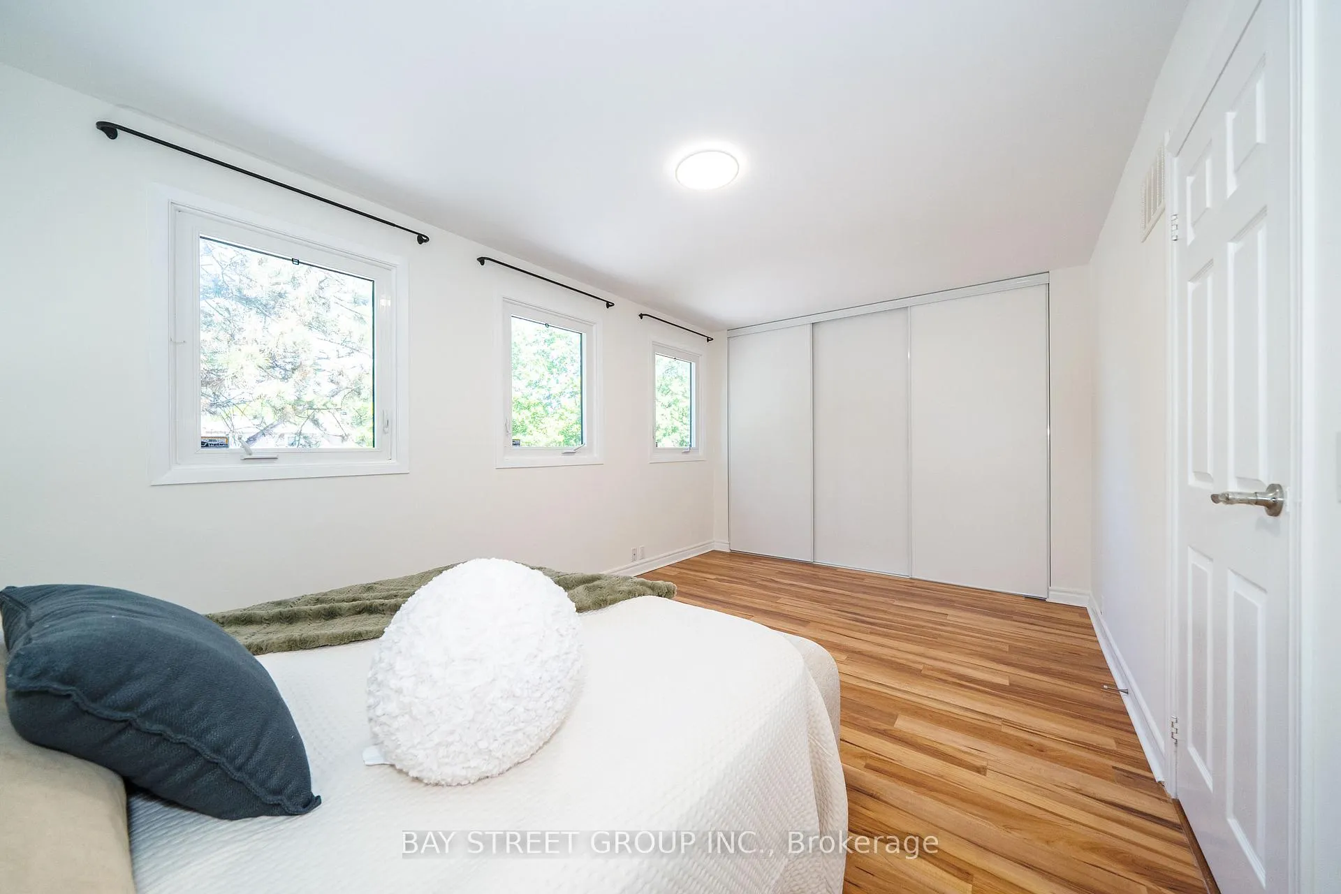 Photo 19 of 27 Vanessa Road, Markham, Markville — HOMEH