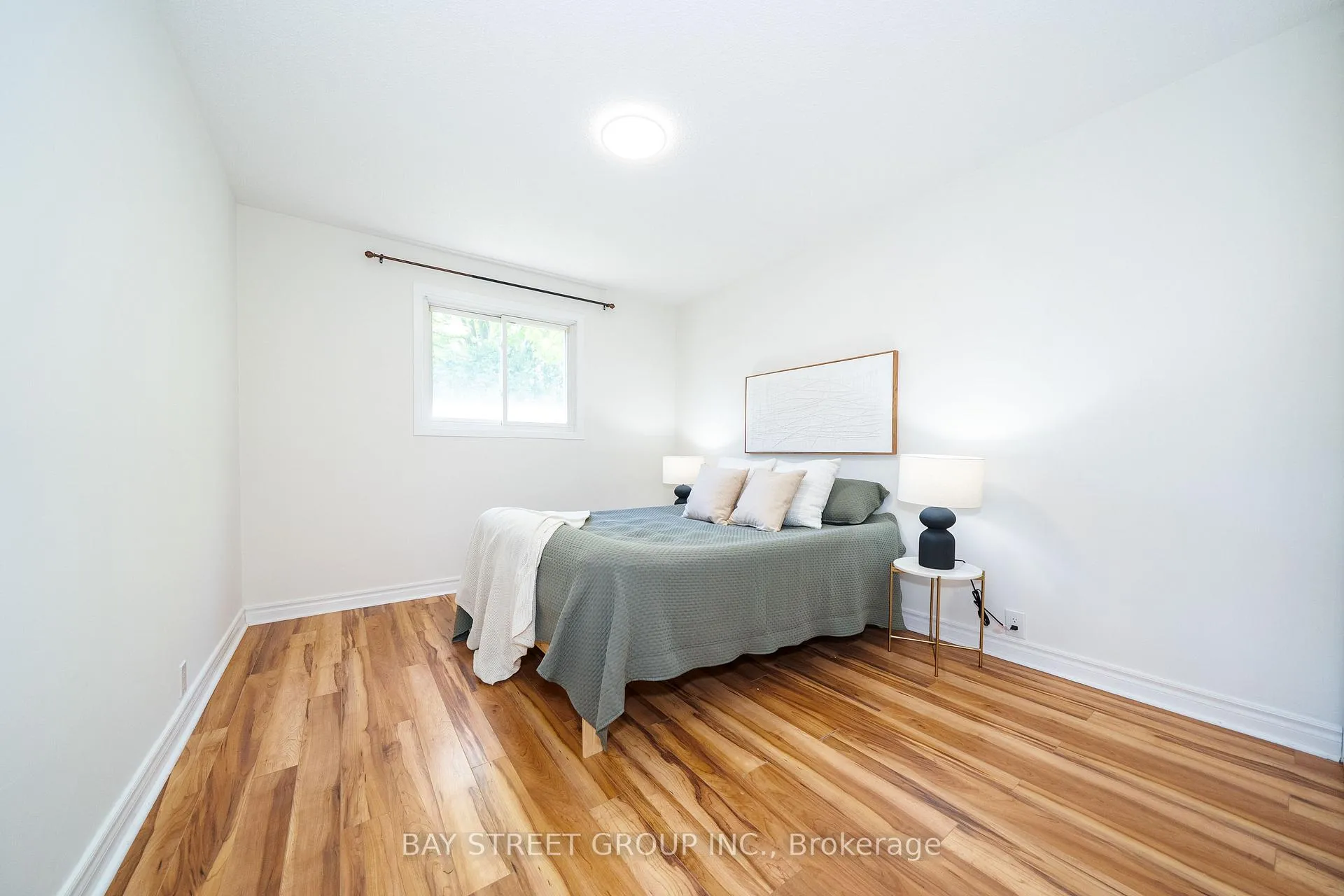 Photo 23 of 27 Vanessa Road, Markham, Markville — HOMEH