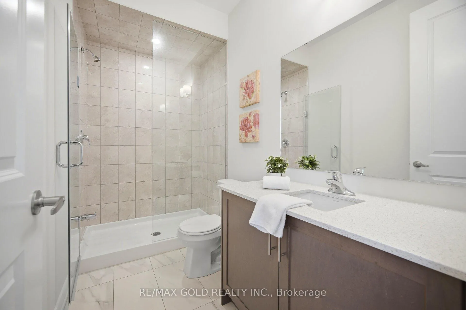 Photo 25 of 59 Mikayla Lane, Markham, Cornell — HOMEH
