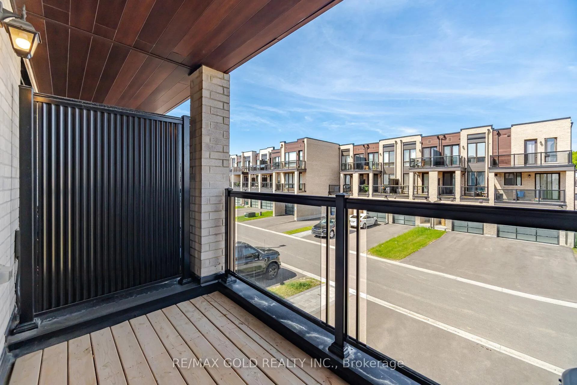 Photo 28 of 59 Mikayla Lane, Markham, Cornell — HOMEH