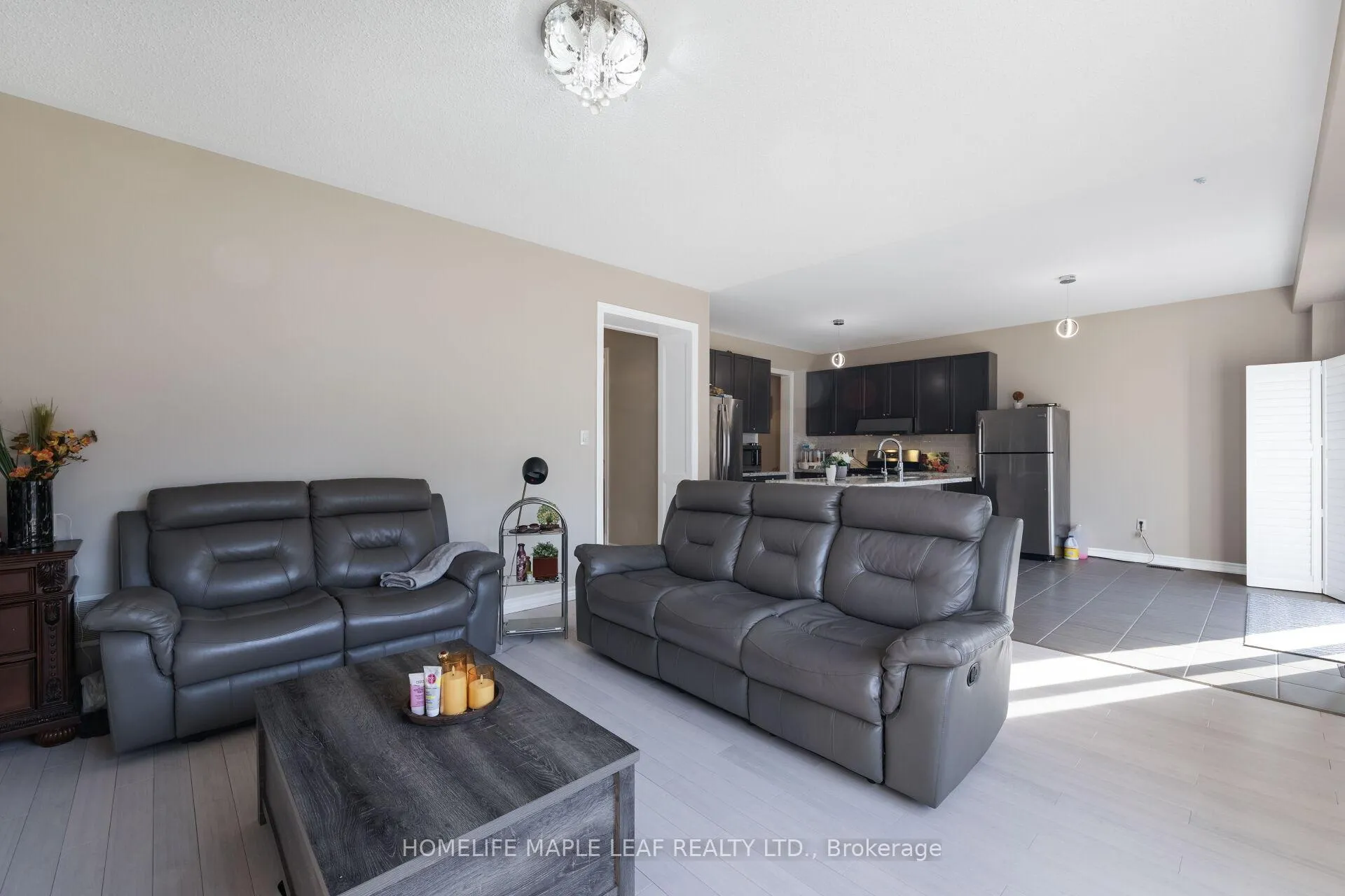 Photo 12 of 535 Wansbrough Way, Shelburne — HOMEH