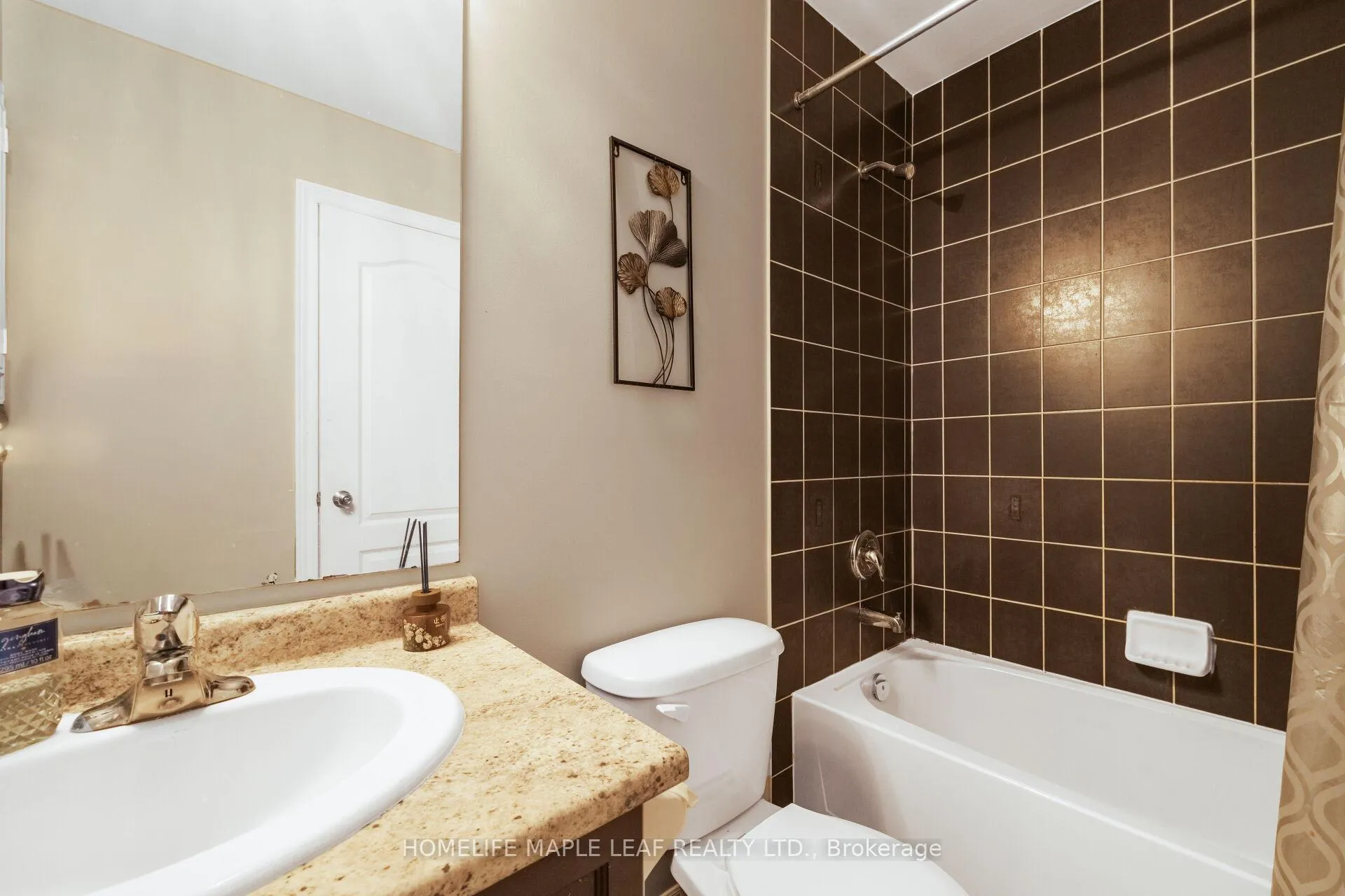 Photo 32 of 535 Wansbrough Way, Shelburne — HOMEH