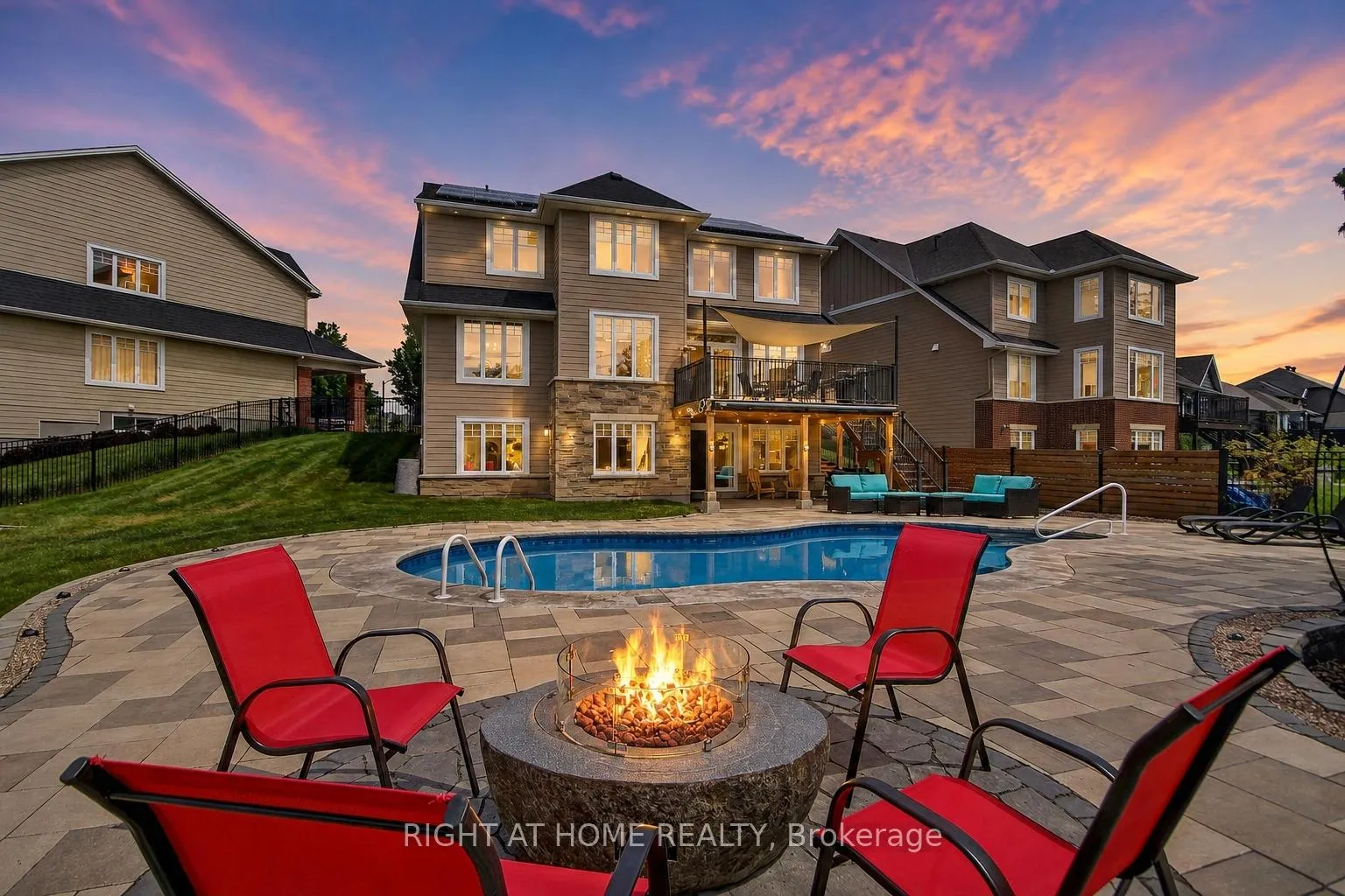 Photo 4 of 198 Grainstone Way, Ottawa, Kanata - Kanata Lakes/Heritage Hills — HOMEH