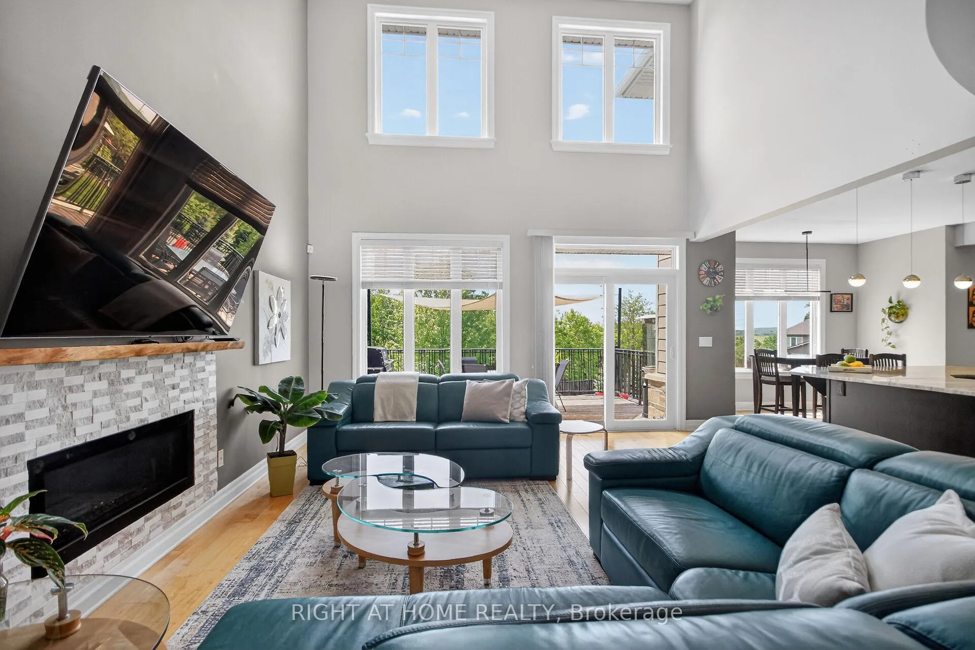 Photo 15 of 198 Grainstone Way, Ottawa, Kanata - Kanata Lakes/Heritage Hills — HOMEH