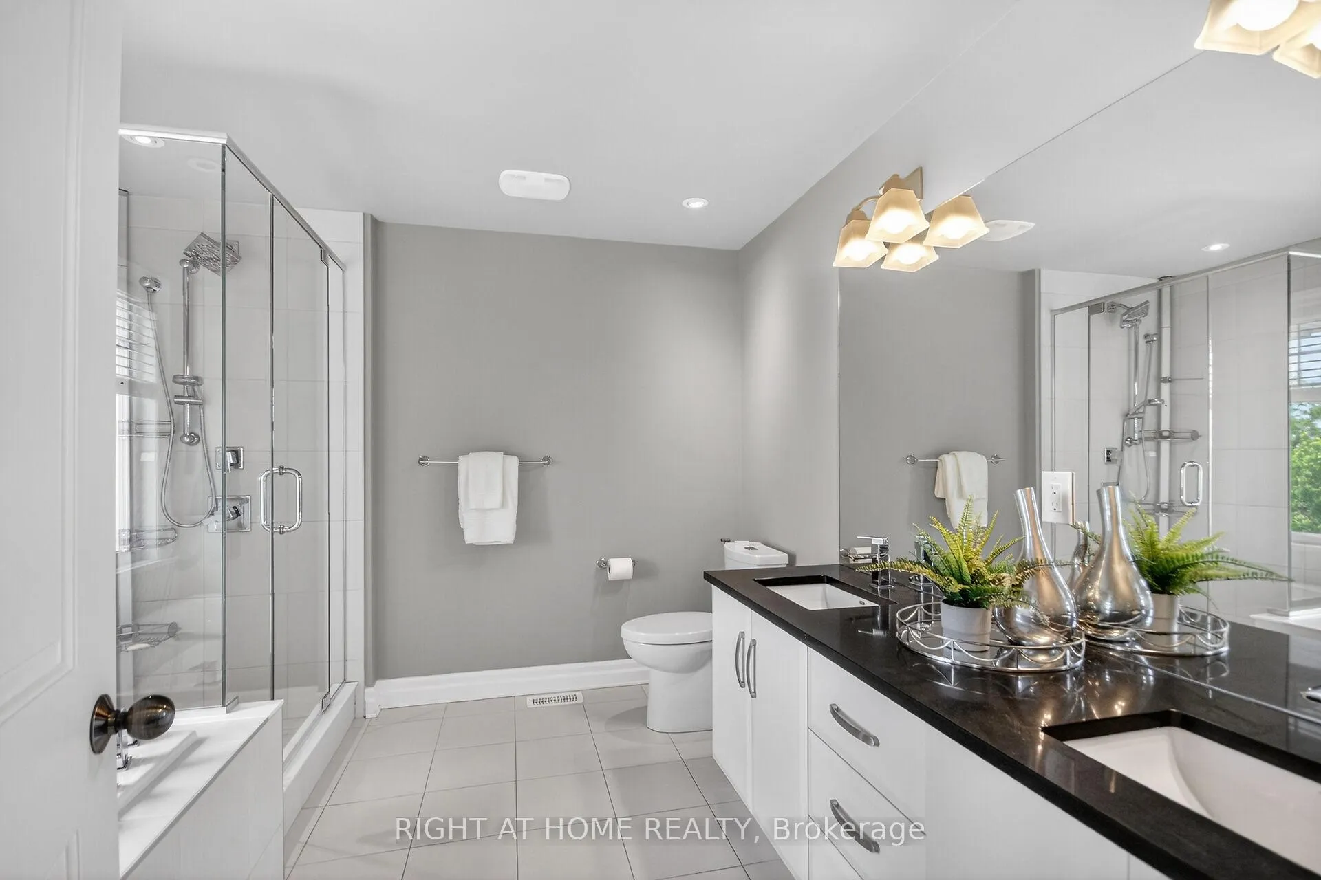 Photo 19 of 198 Grainstone Way, Ottawa, Kanata - Kanata Lakes/Heritage Hills — HOMEH