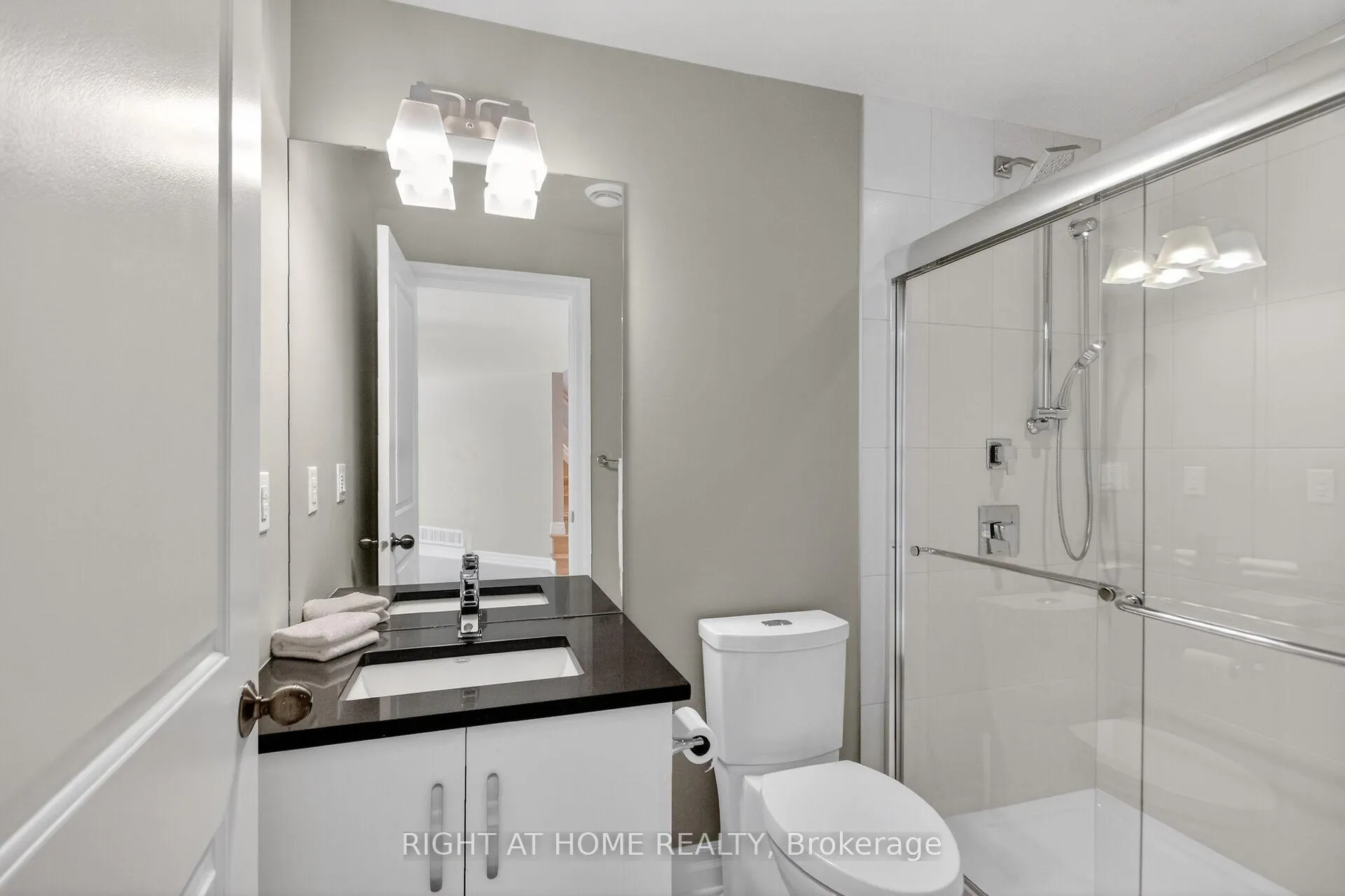 Photo 34 of 198 Grainstone Way, Ottawa, Kanata - Kanata Lakes/Heritage Hills — HOMEH
