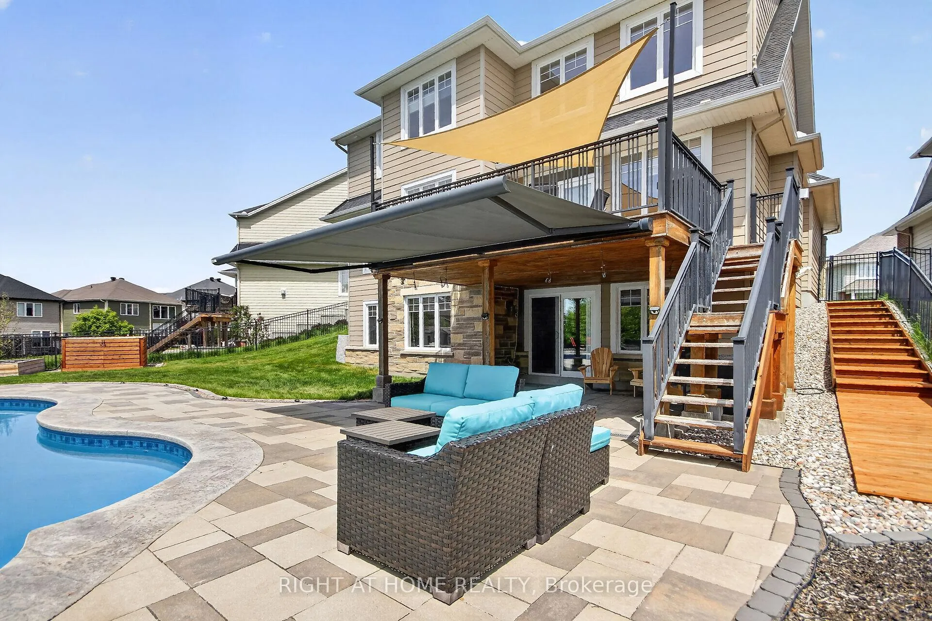 Photo 36 of 198 Grainstone Way, Ottawa, Kanata - Kanata Lakes/Heritage Hills — HOMEH