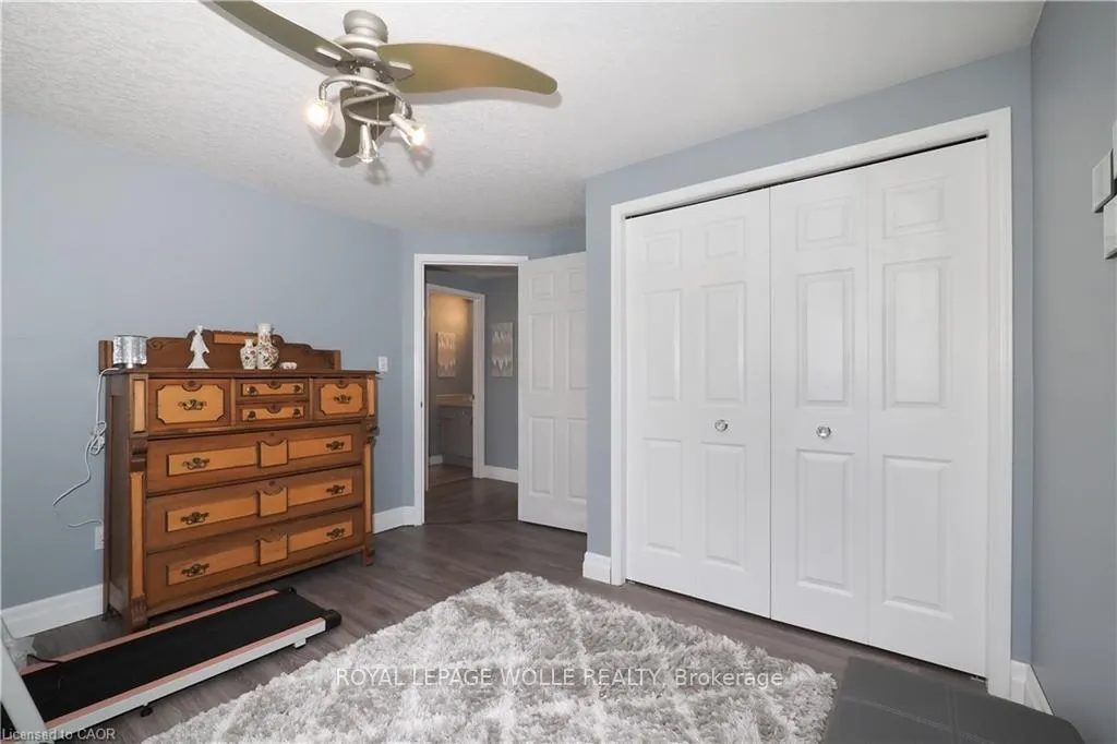Photo 37 of 70 Queen Charlotte Crescent, Kitchener — HOMEH