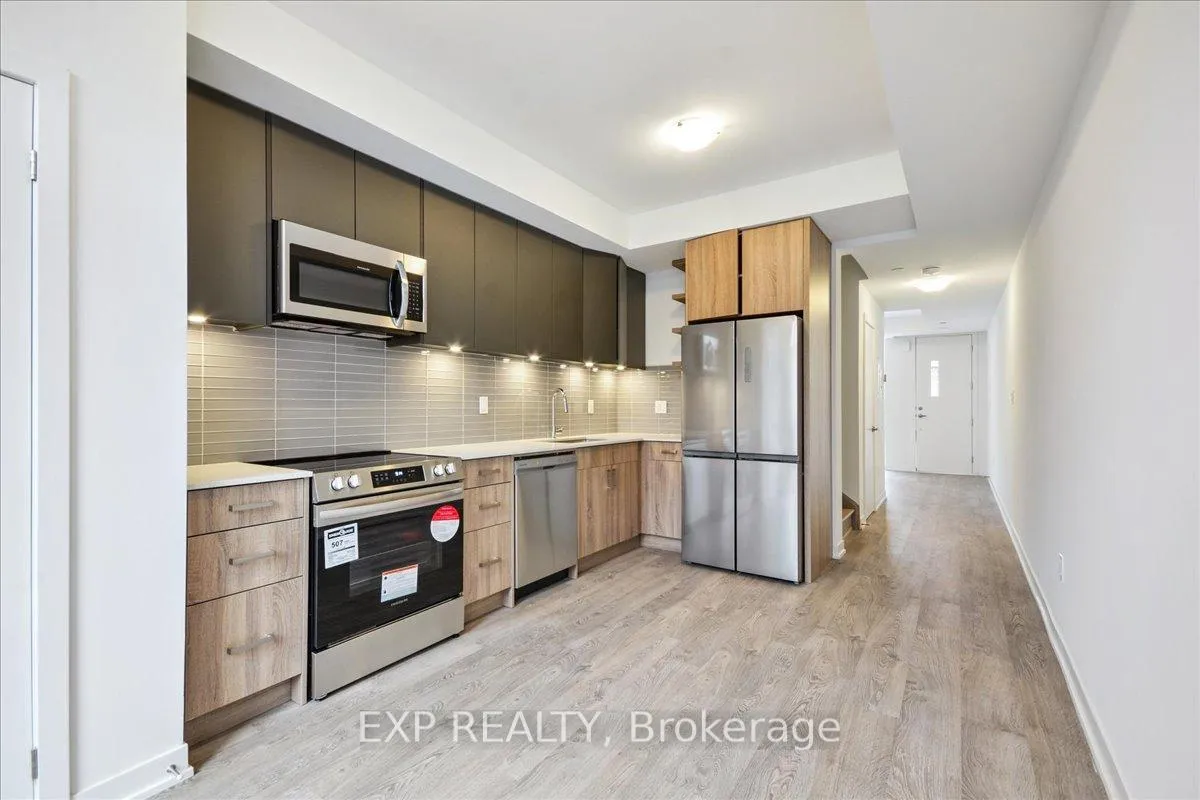 Photo 7 of 72 Turtle Island Road, Toronto, Englemount-Lawrence — HOMEH