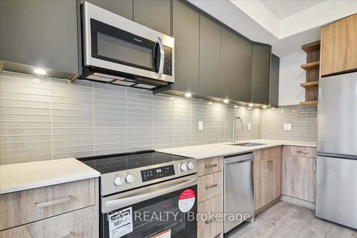 Photo 8 of 72 Turtle Island Road, Toronto, Englemount-Lawrence — HOMEH