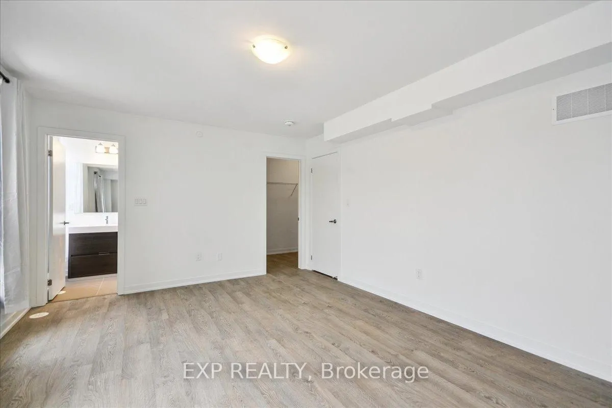 Photo 20 of 72 Turtle Island Road, Toronto, Englemount-Lawrence — HOMEH