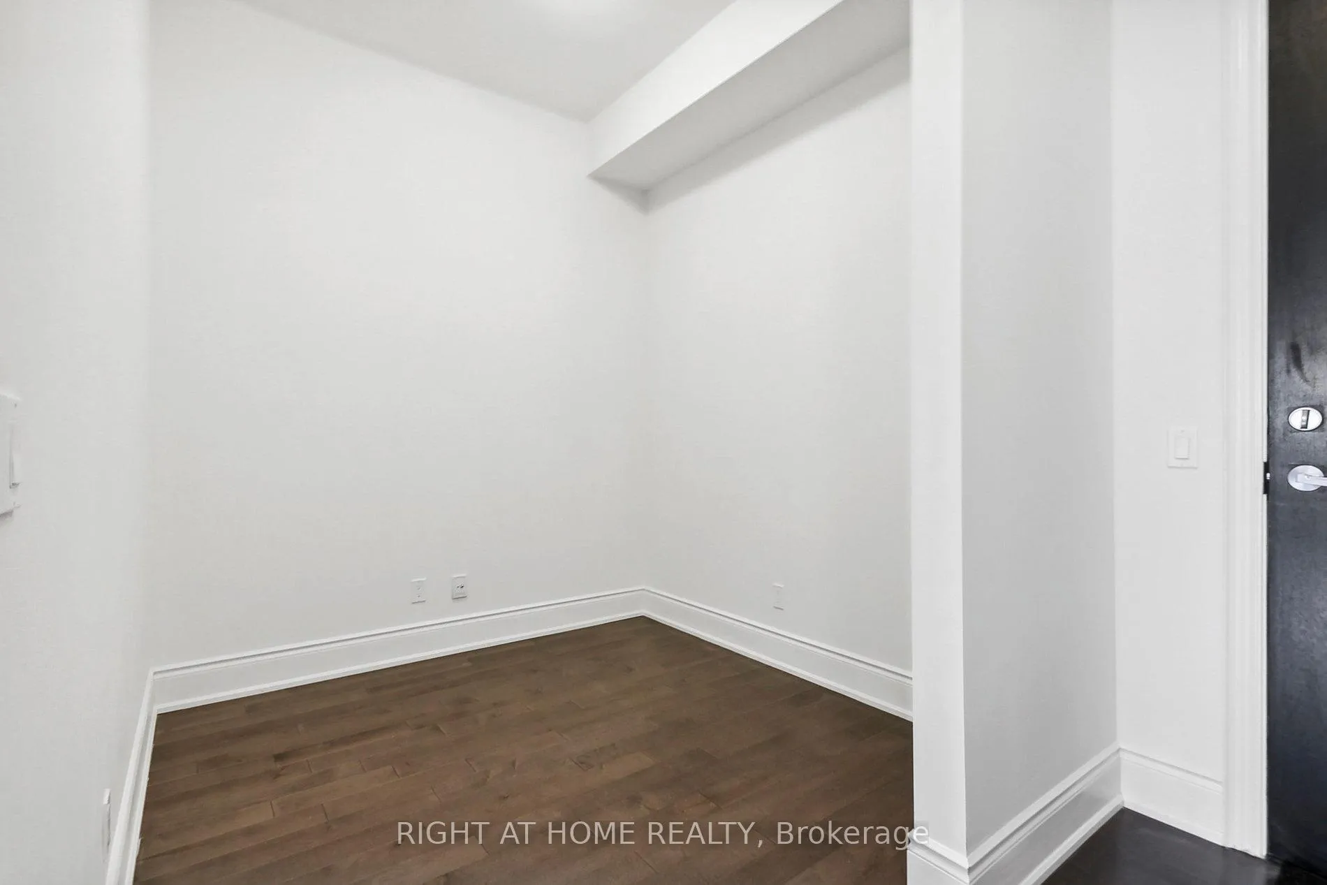 Photo 21 of Unit 816, 23 Glebe Road, Toronto, Yonge-Eglinton — HOMEH