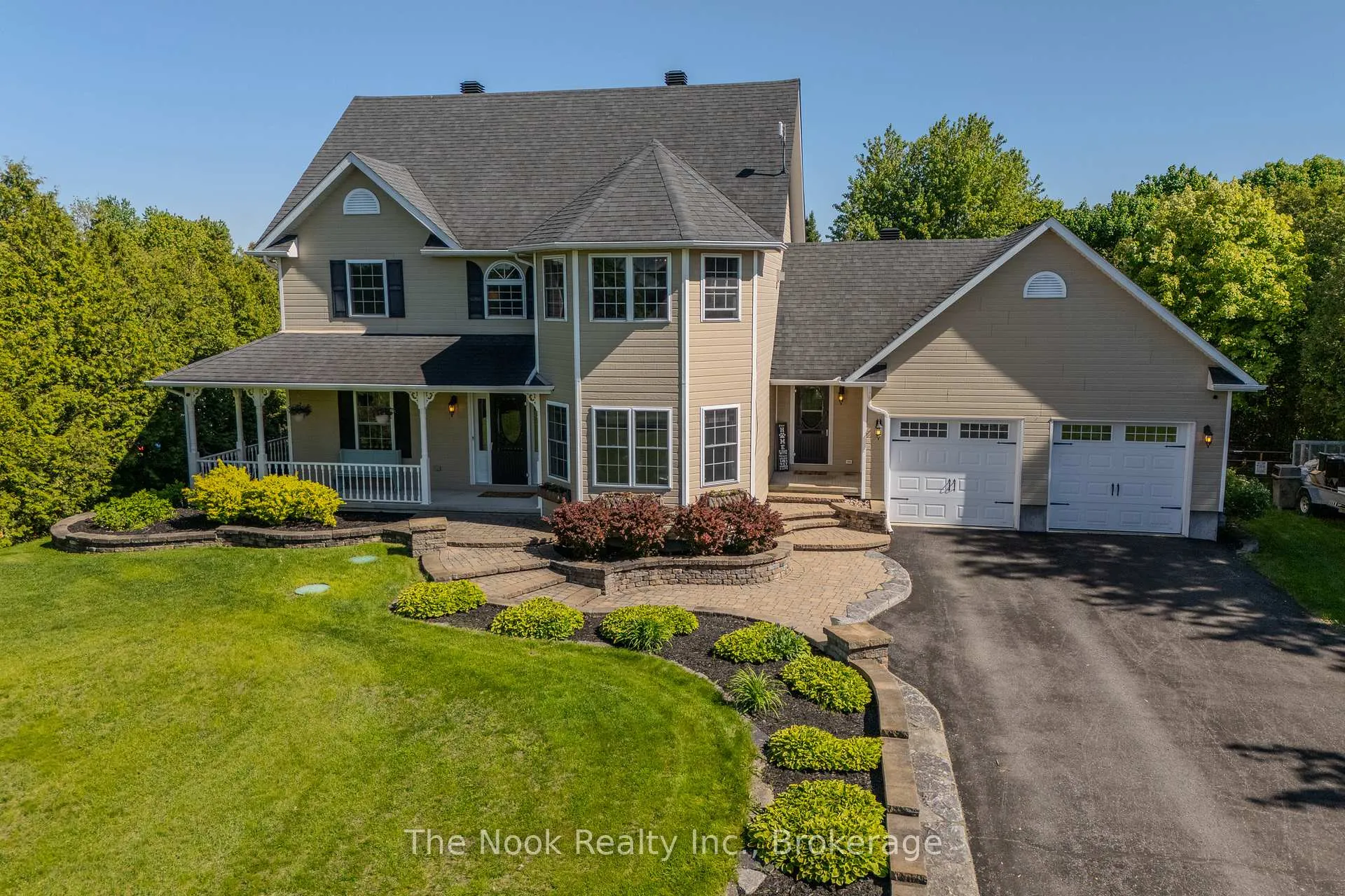 Photo 1 of 20296 Kenyon Conc Rd 1, North Glengarry, North Glengarry (Kenyon) Twp — HOMEH