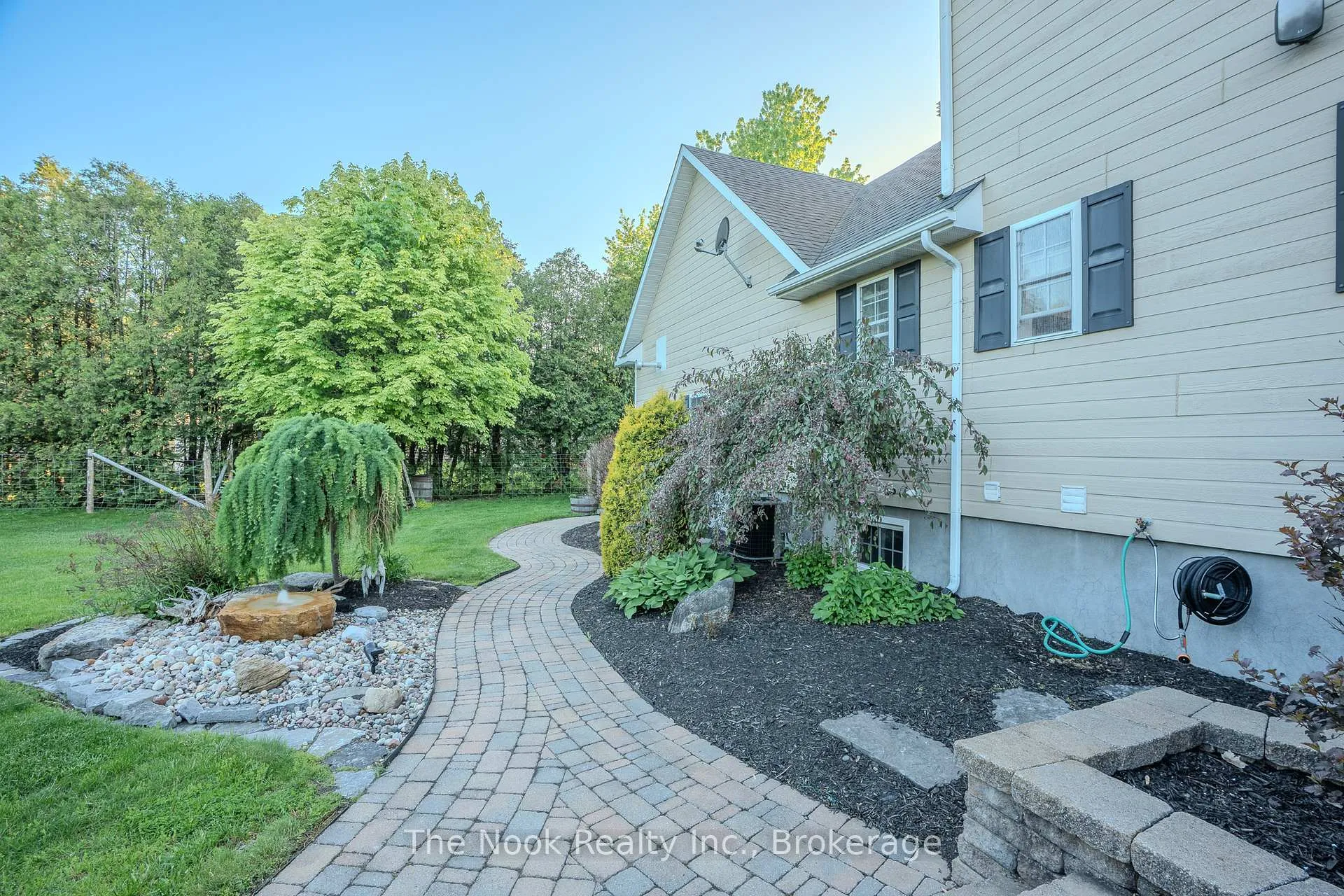 Photo 37 of 20296 Kenyon Conc Rd 1, North Glengarry, North Glengarry (Kenyon) Twp — HOMEH