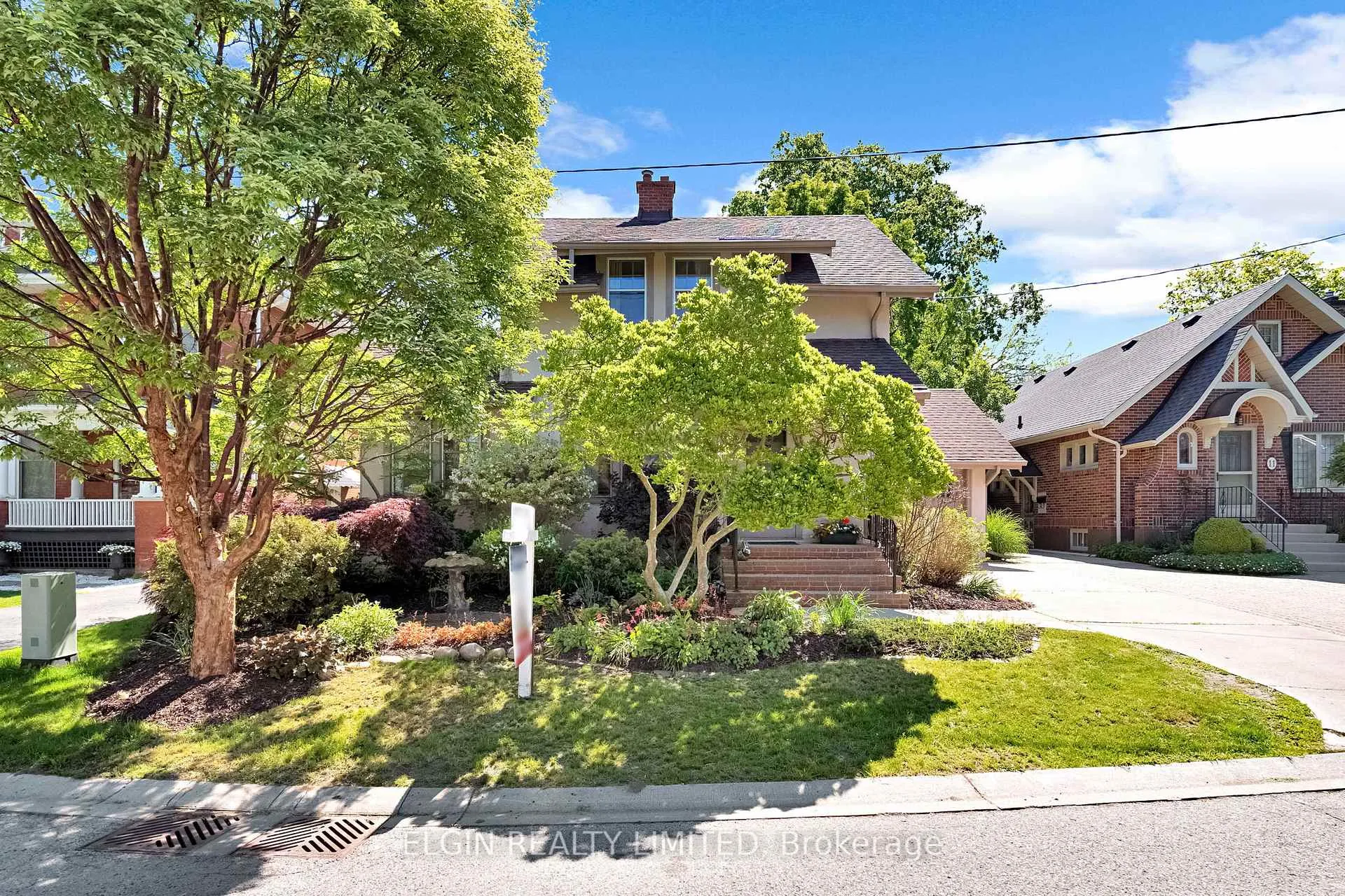 Photo 2 of 9 Farley Place, St. Thomas — HOMEH