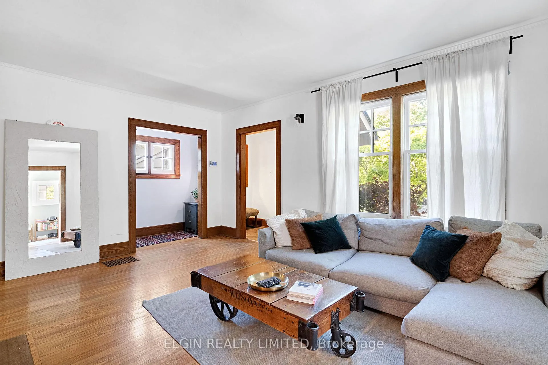 Photo 8 of 9 Farley Place, St. Thomas — HOMEH