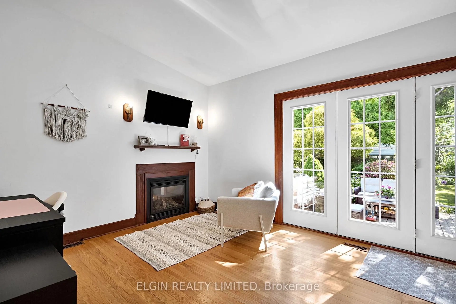 Photo 18 of 9 Farley Place, St. Thomas — HOMEH