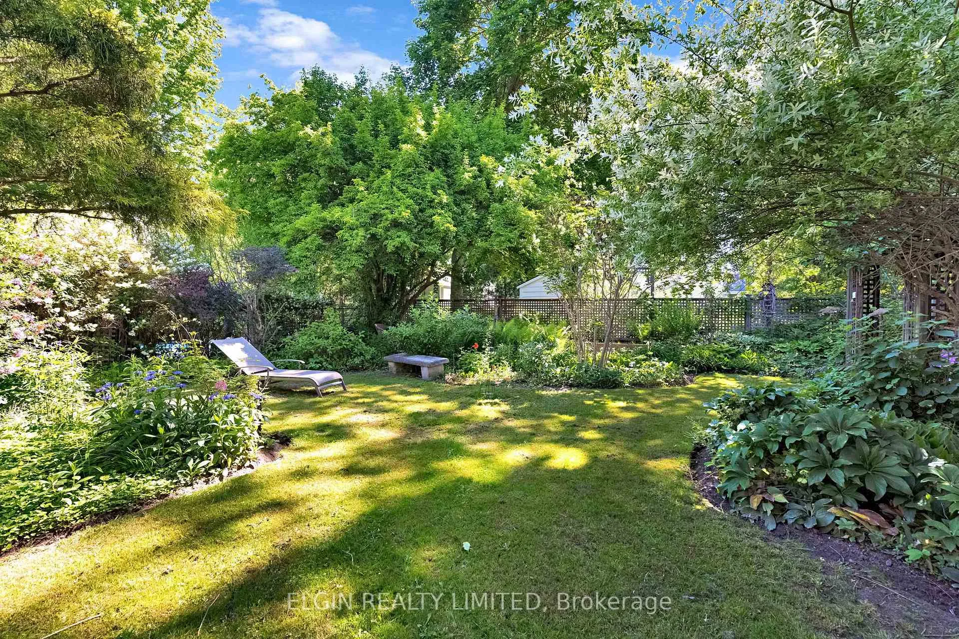 Photo 43 of 9 Farley Place, St. Thomas — HOMEH