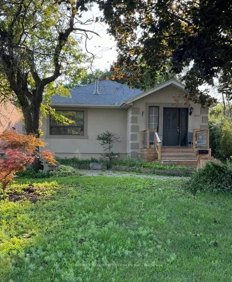 Front of Unit Main Fl, 7698 Kipling Avenue