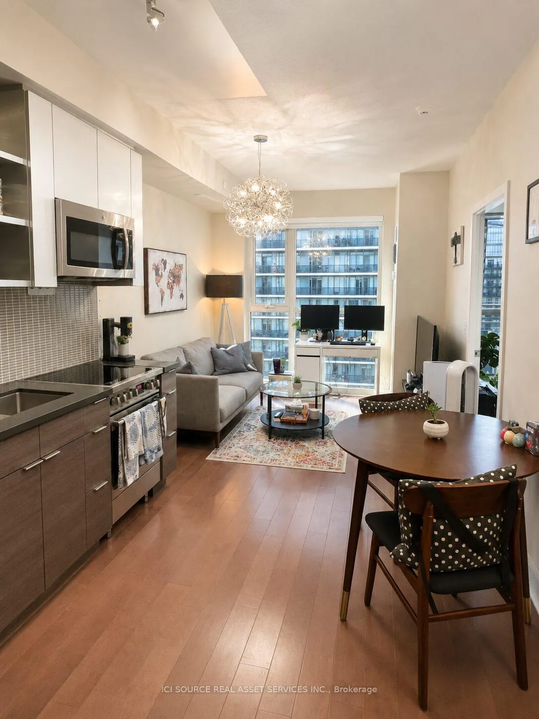 Photo 2 of Unit 1106, 33 Shore Breeze Drive, Etobicoke, Mimico — HOMEH