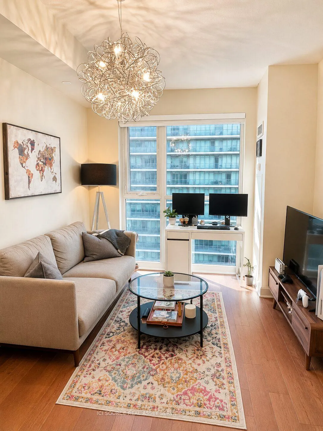 Photo 3 of Unit 1106, 33 Shore Breeze Drive, Etobicoke, Mimico — HOMEH