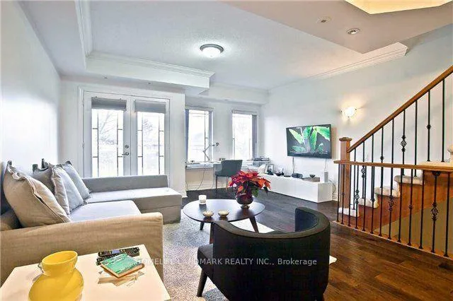 Photo 4 of Unit 3, 432 Kenneth Avenue, North York, Willowdale East — HOMEH