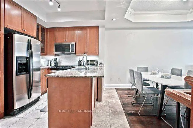 Photo 7 of Unit 3, 432 Kenneth Avenue, North York, Willowdale East — HOMEH
