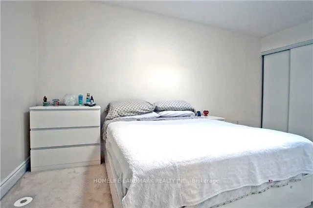 Photo 12 of Unit 3, 432 Kenneth Avenue, North York, Willowdale East — HOMEH