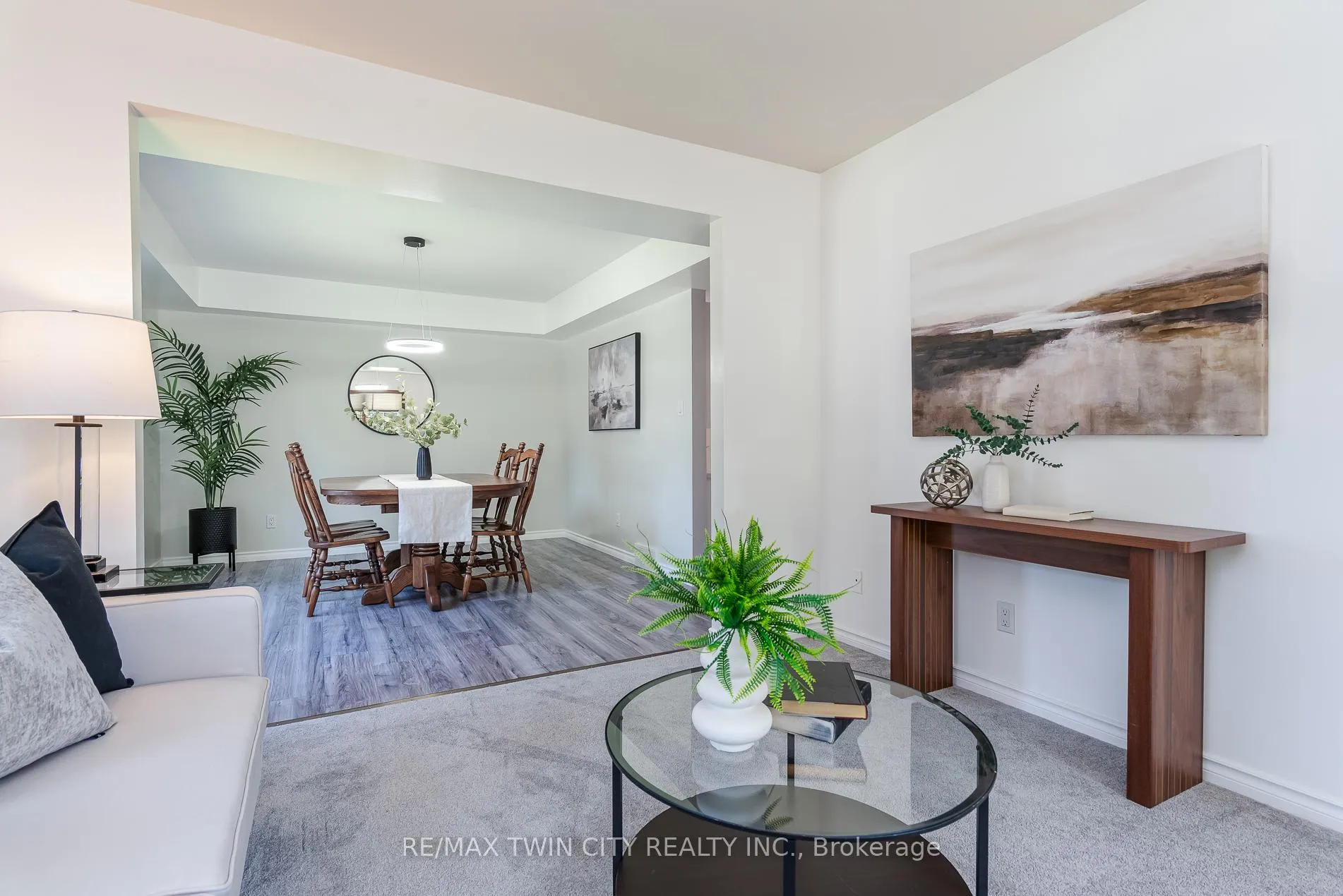 Photo 20 of 31 Windermere Court, Kitchener — HOMEH