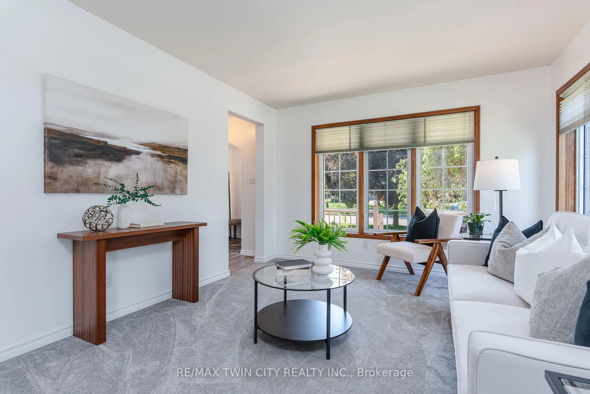 Photo 22 of 31 Windermere Court, Kitchener — HOMEH