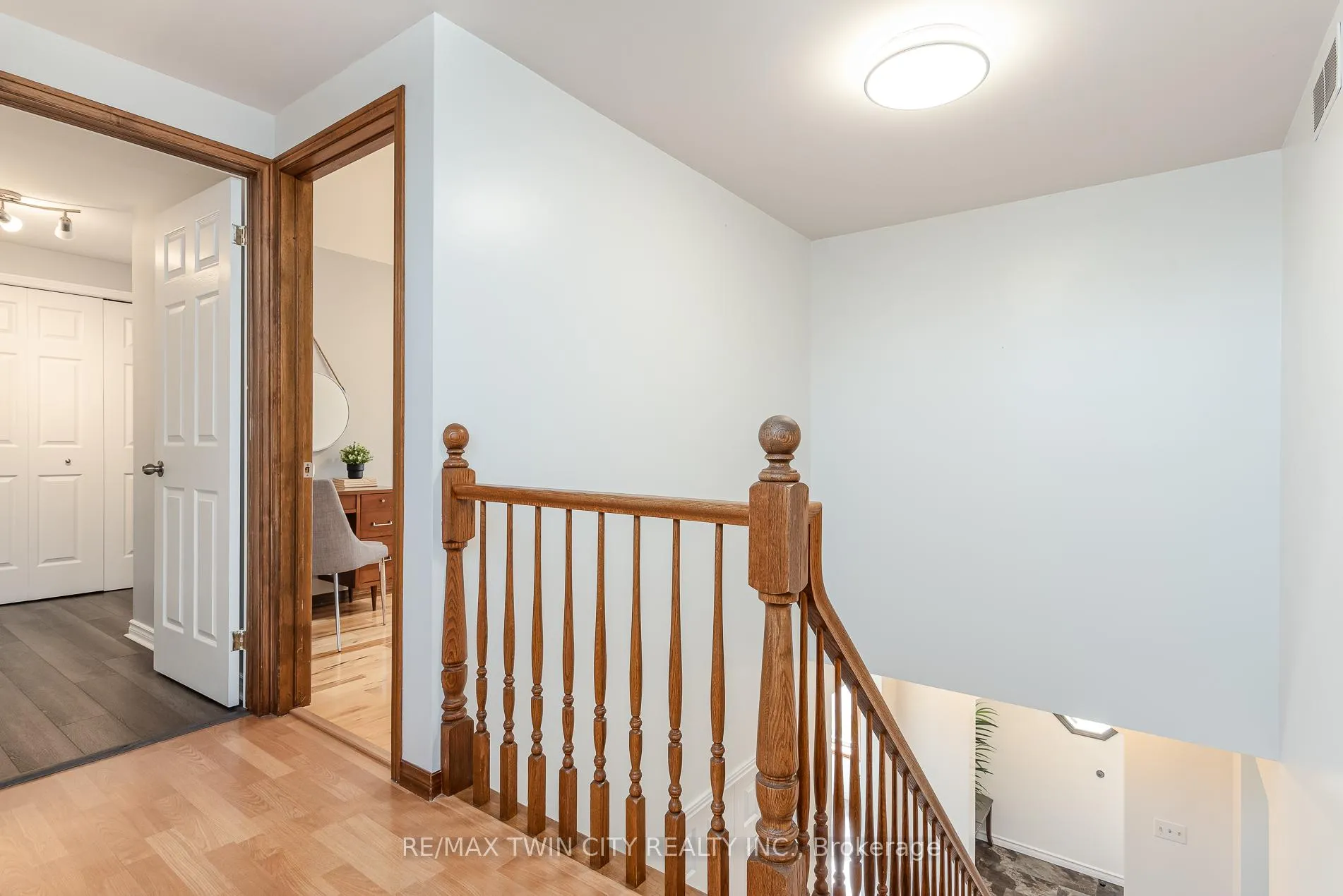 Photo 32 of 31 Windermere Court, Kitchener — HOMEH
