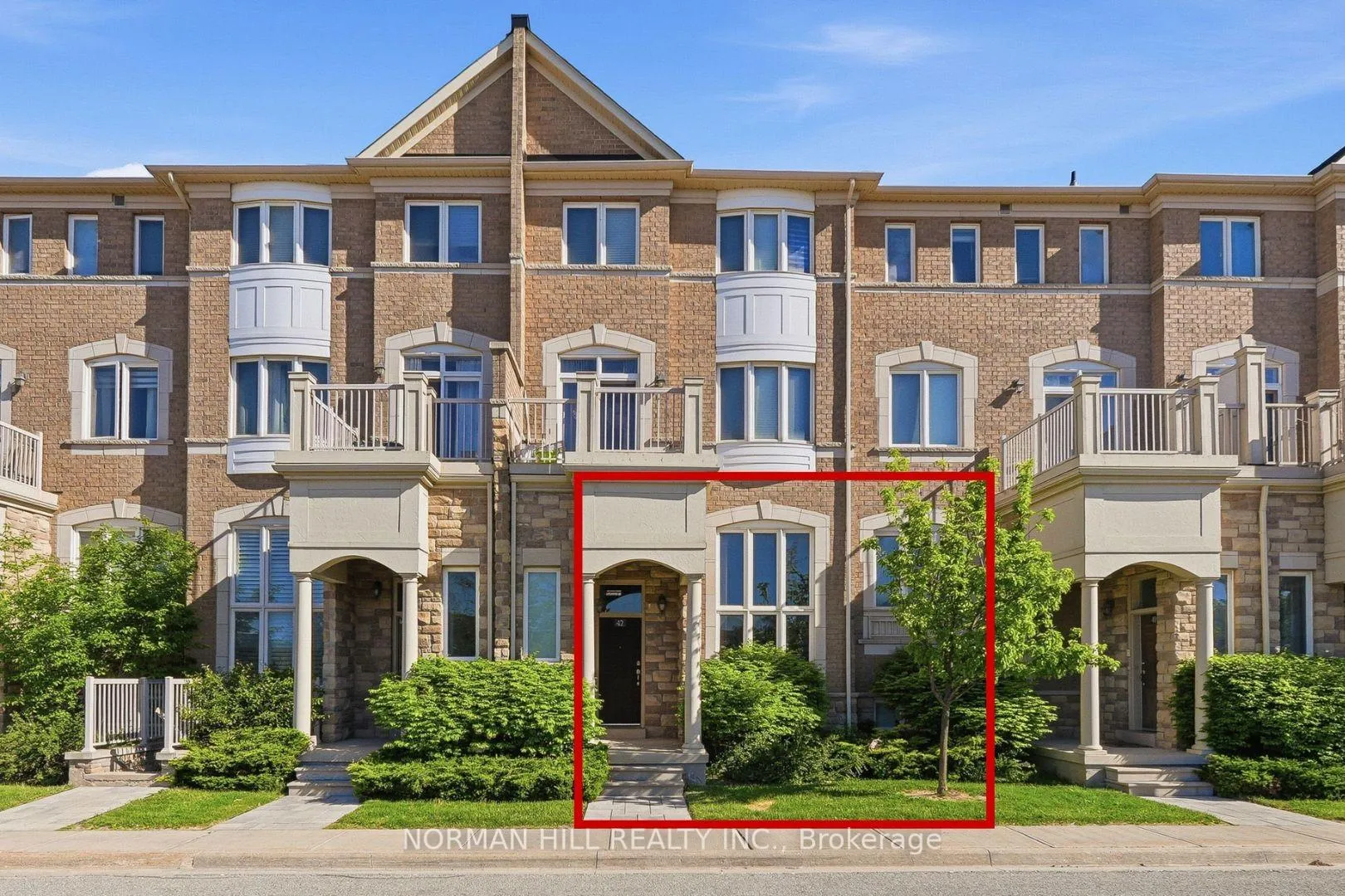 Photo 2 of 42 Comely Way, Markham, Milliken Mills East — HOMEH