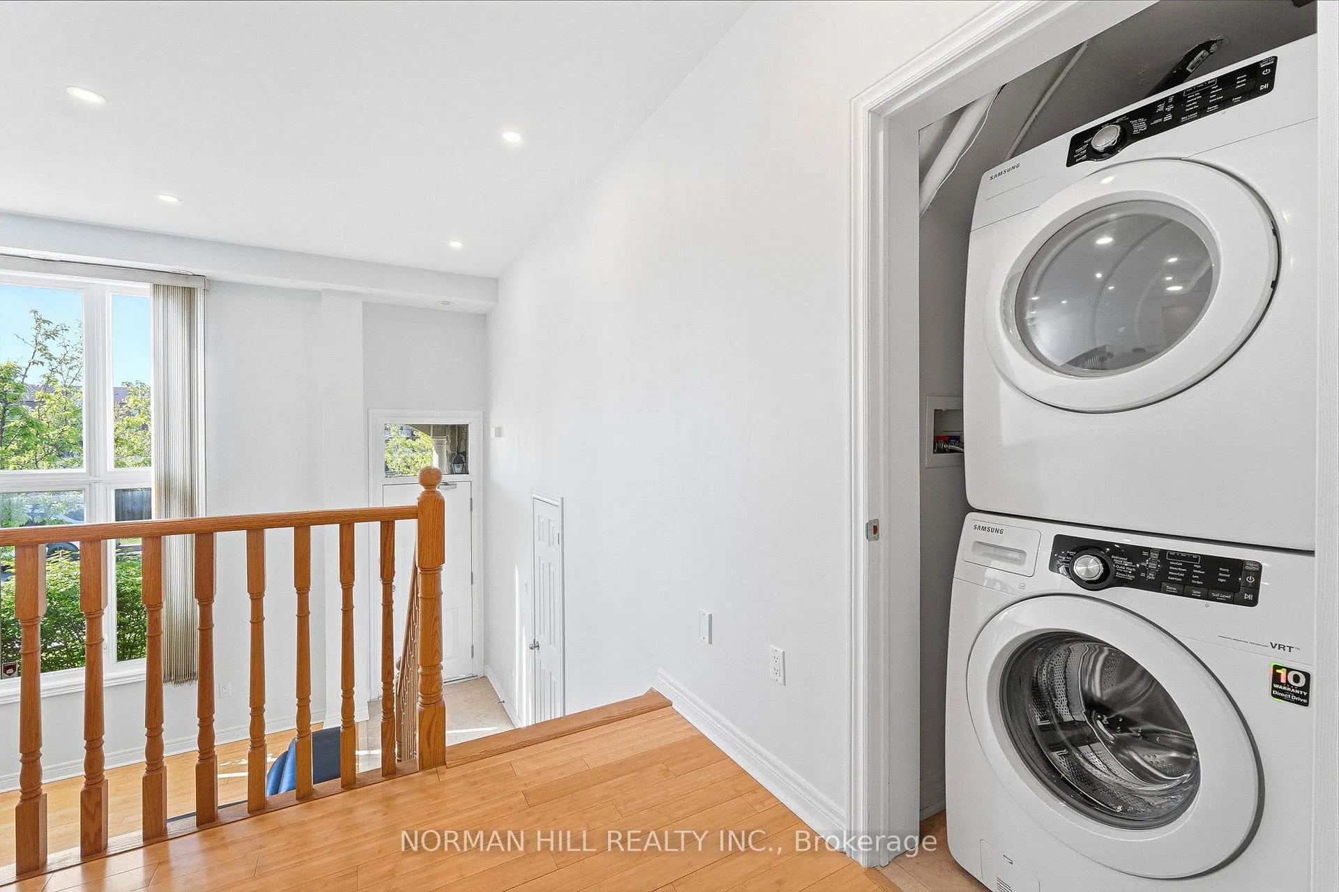 Photo 10 of 42 Comely Way, Markham, Milliken Mills East — HOMEH