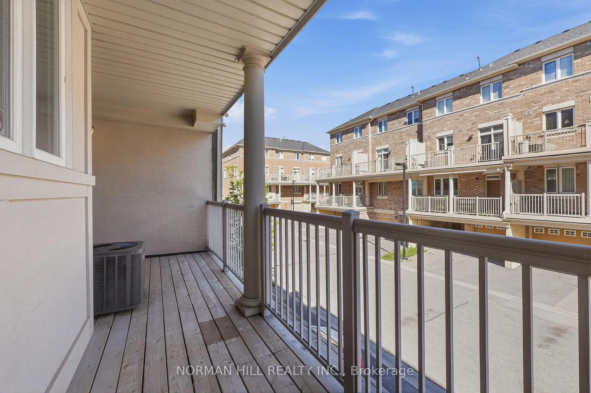 Photo 28 of 42 Comely Way, Markham, Milliken Mills East — HOMEH