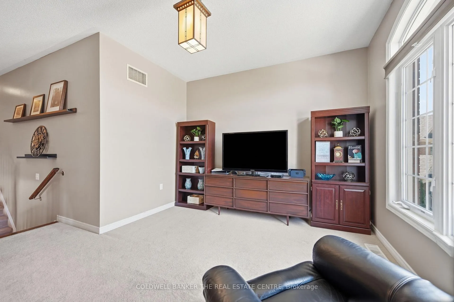 Photo 13 of 11 Crannyfield Drive, Brampton, Fletcher's Meadow — HOMEH