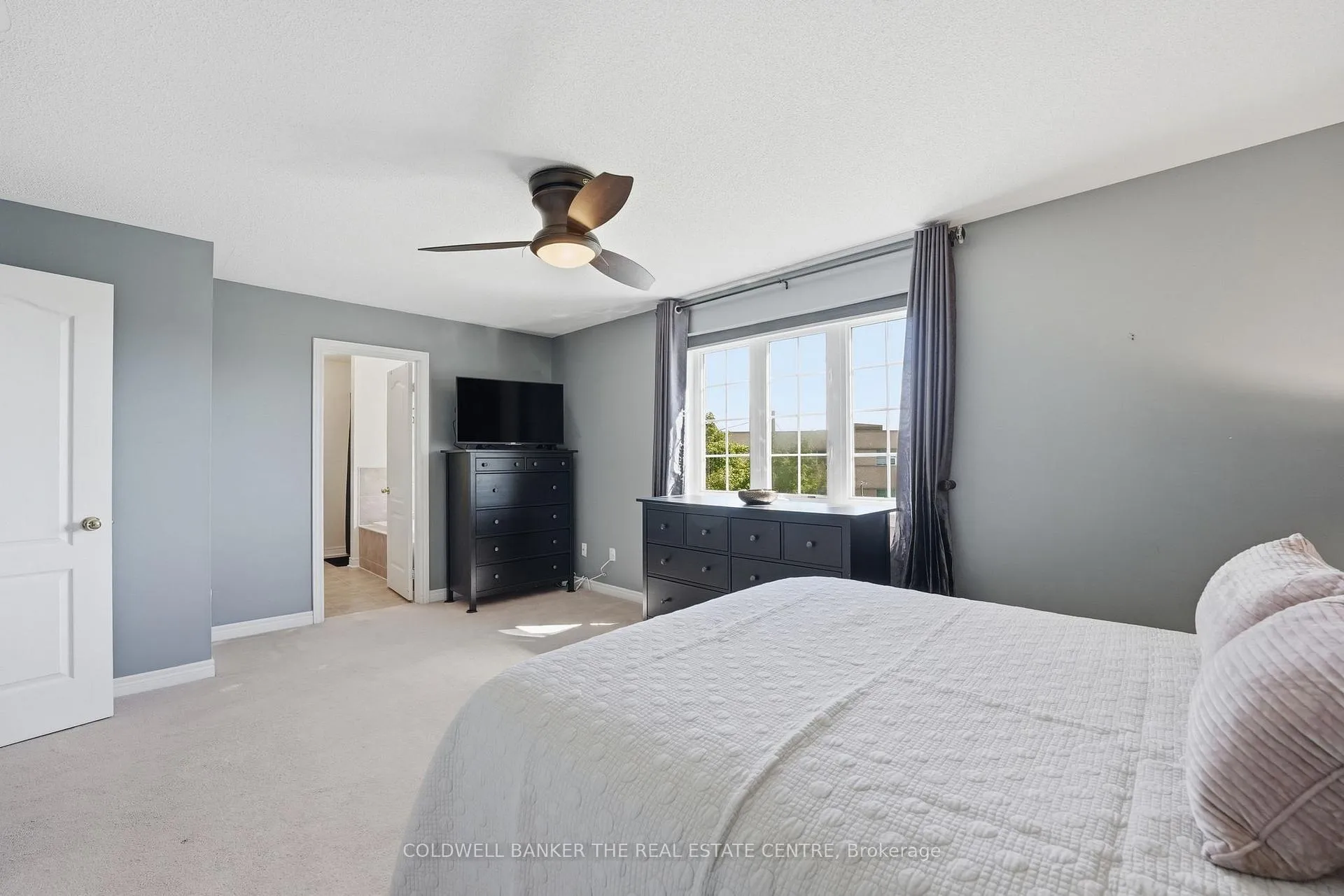Photo 18 of 11 Crannyfield Drive, Brampton, Fletcher's Meadow — HOMEH