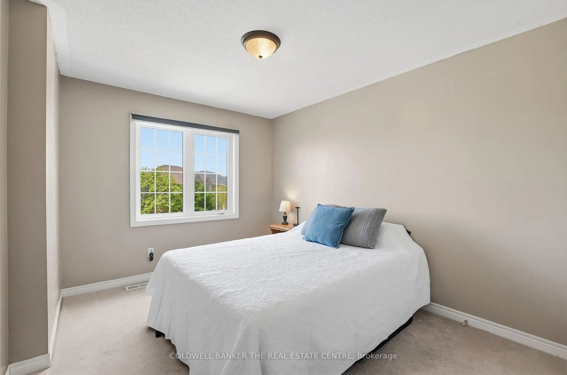 Photo 21 of 11 Crannyfield Drive, Brampton, Fletcher's Meadow — HOMEH