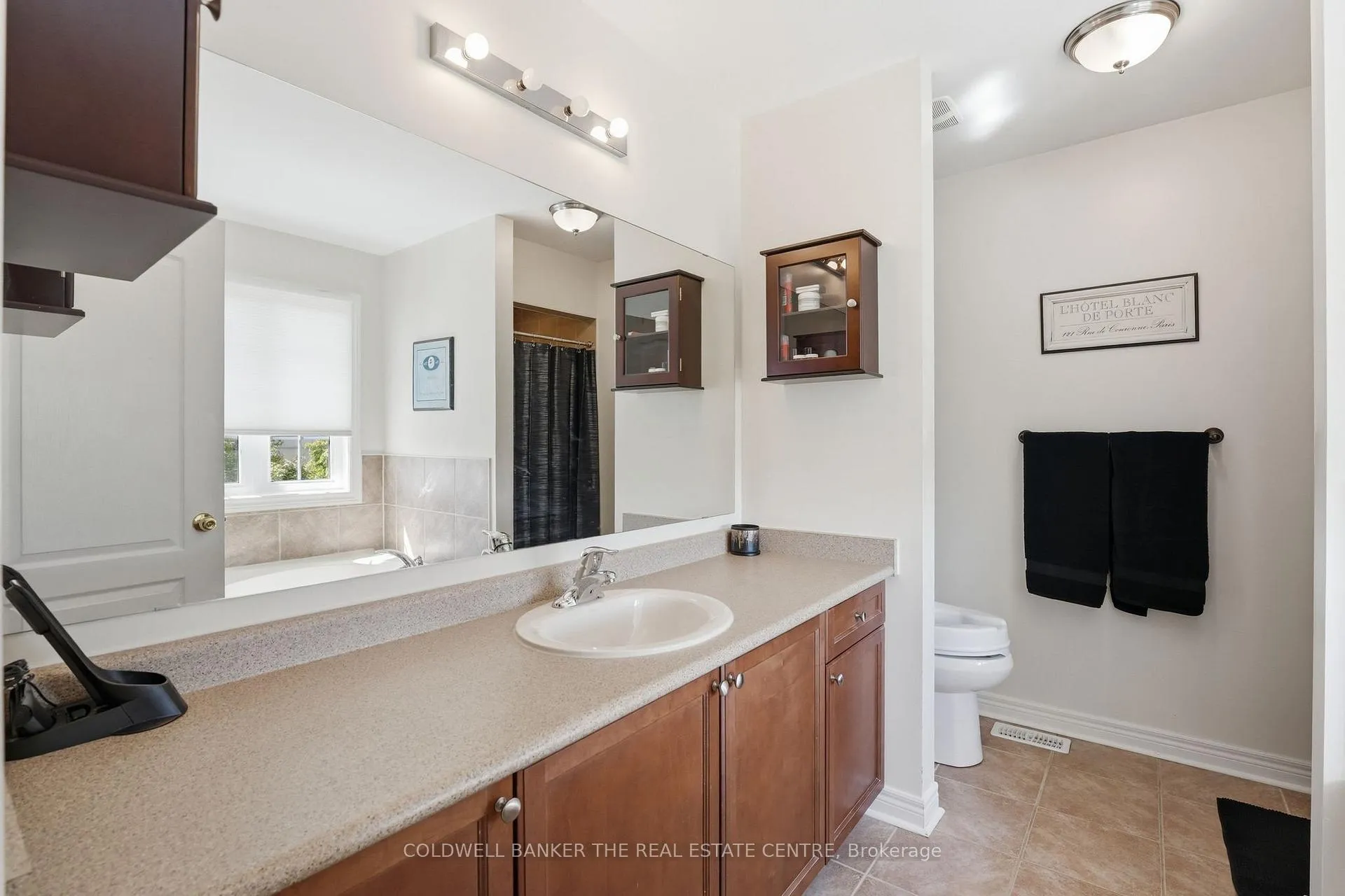 Photo 23 of 11 Crannyfield Drive, Brampton, Fletcher's Meadow — HOMEH
