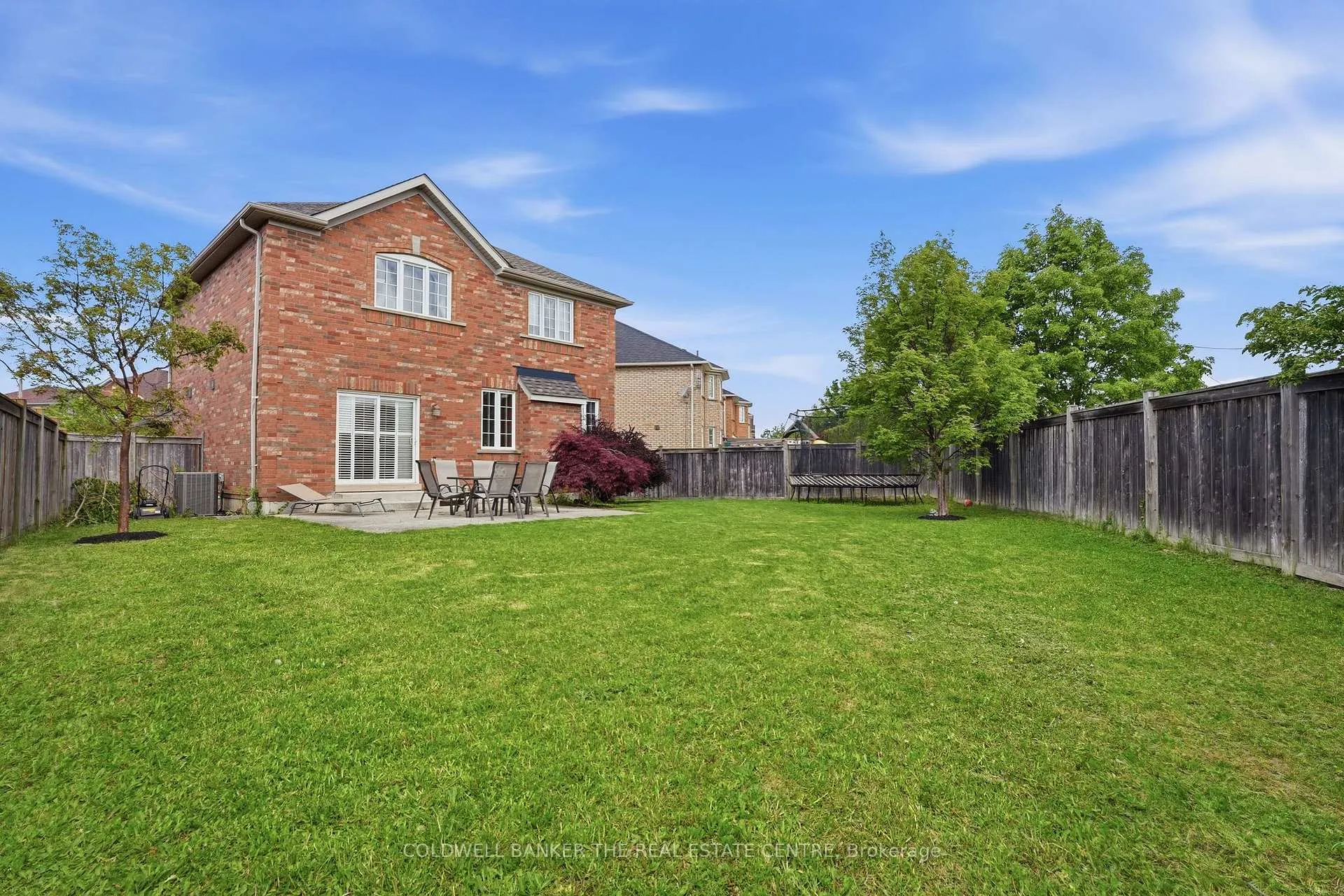Photo 26 of 11 Crannyfield Drive, Brampton, Fletcher's Meadow — HOMEH