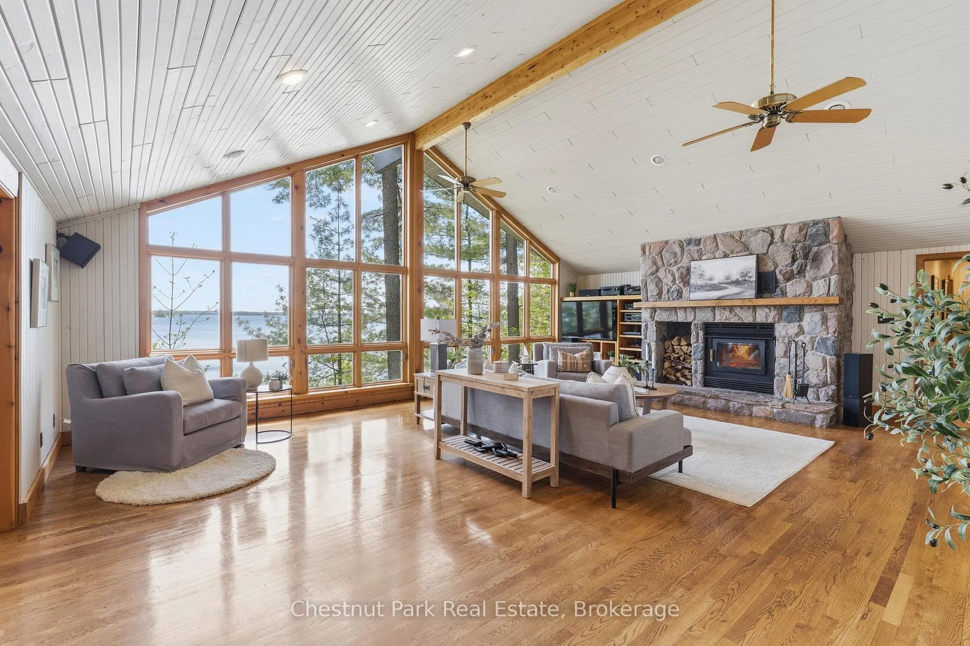 Photo 6 of 1050 Trillium Drive, Bracebridge, Muskoka (N) — HOMEH