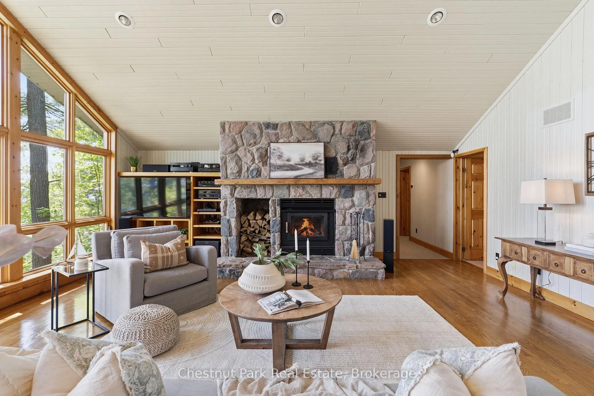 Photo 8 of 1050 Trillium Drive, Bracebridge, Muskoka (N) — HOMEH