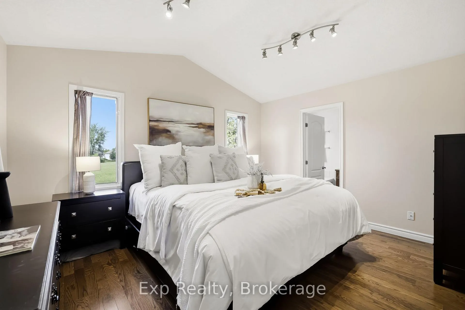 Photo 20 of 1106 Fawn Court, Kingston, City Northwest — HOMEH
