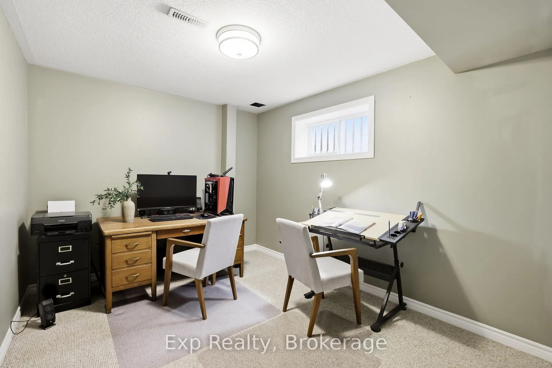 Photo 35 of 1106 Fawn Court, Kingston, City Northwest — HOMEH
