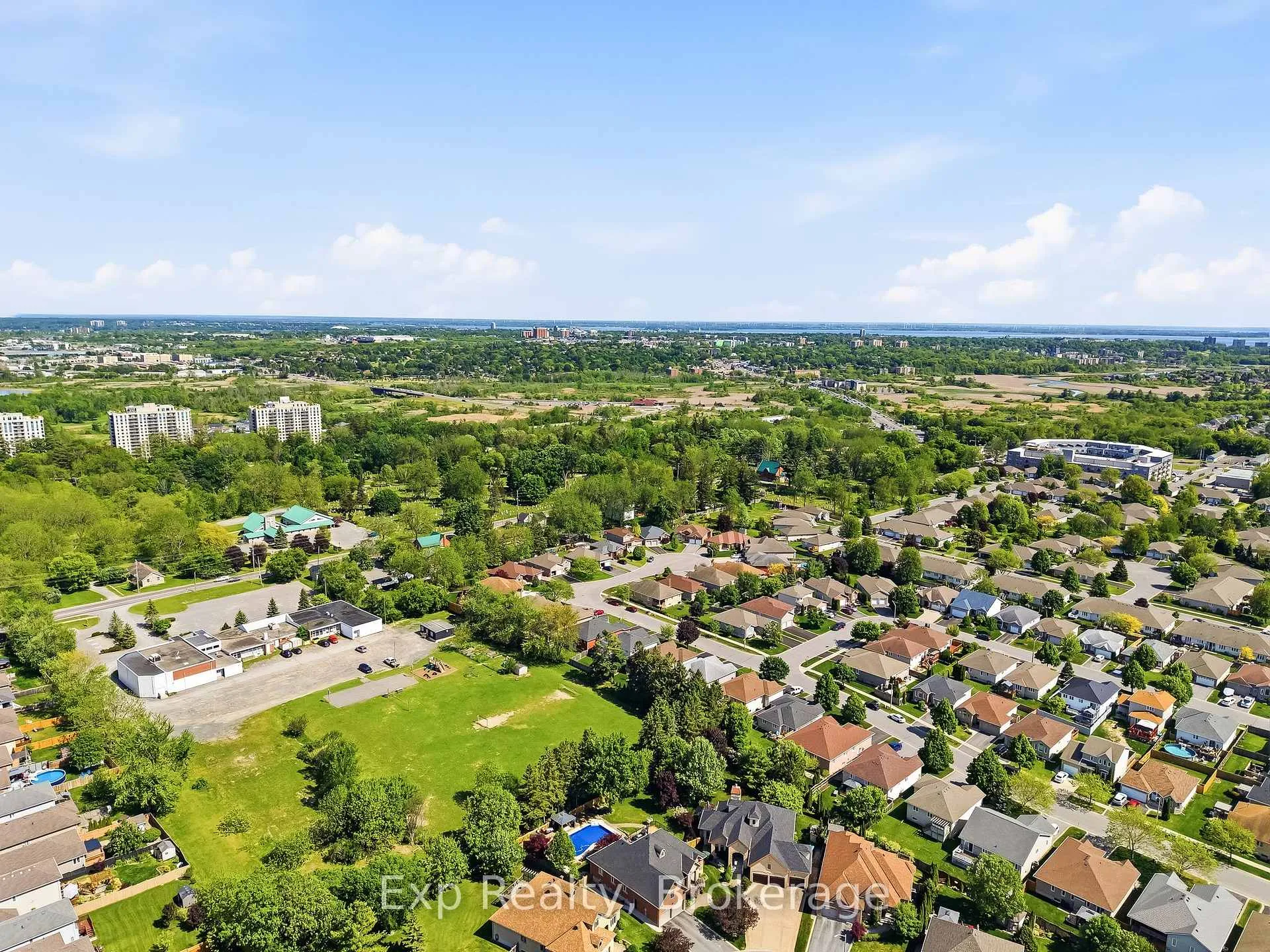 Photo 45 of 1106 Fawn Court, Kingston, City Northwest — HOMEH