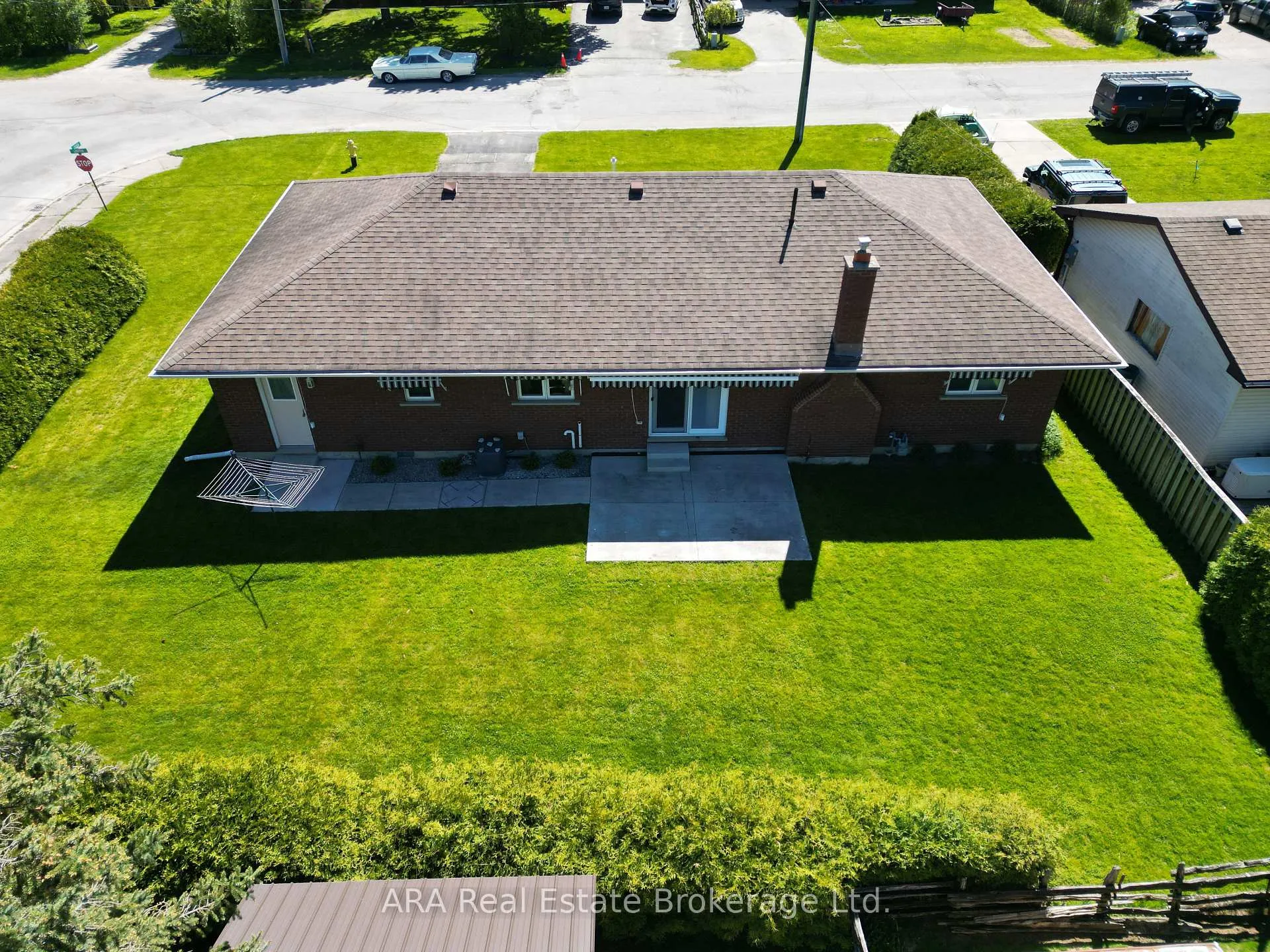 Photo 6 of 66 Union Street, Meaford — HOMEH