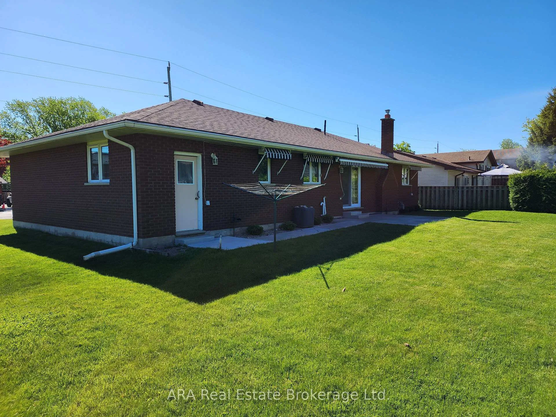 Photo 11 of 66 Union Street, Meaford — HOMEH