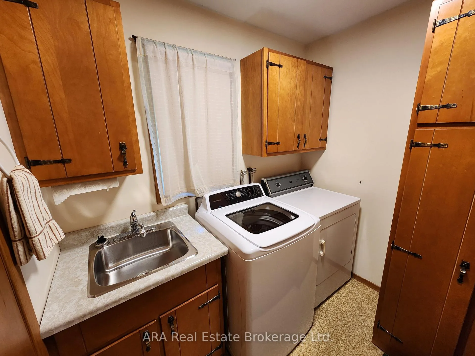 Photo 18 of 66 Union Street, Meaford — HOMEH