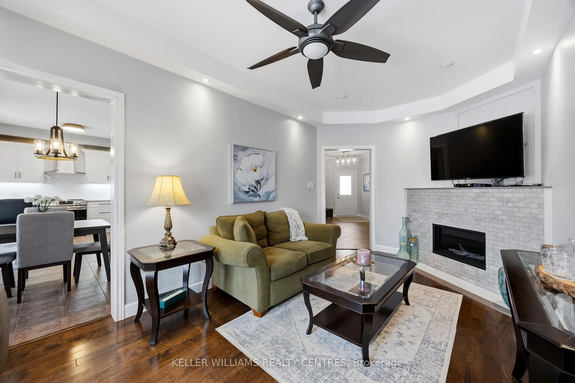Photo 11 of 13 Surrey Street, Barrie, Little Lake — HOMEH