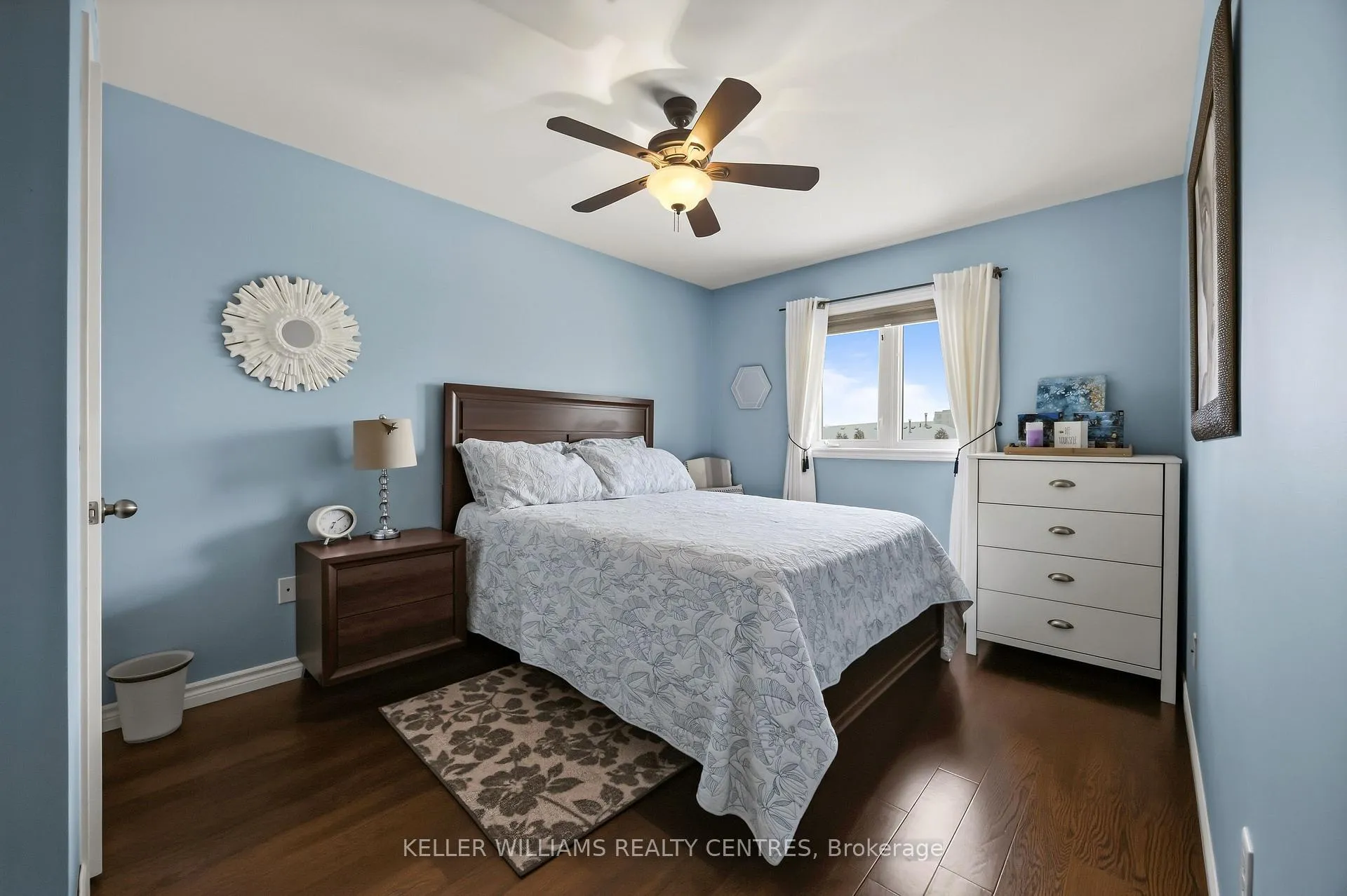 Photo 17 of 13 Surrey Street, Barrie, Little Lake — HOMEH