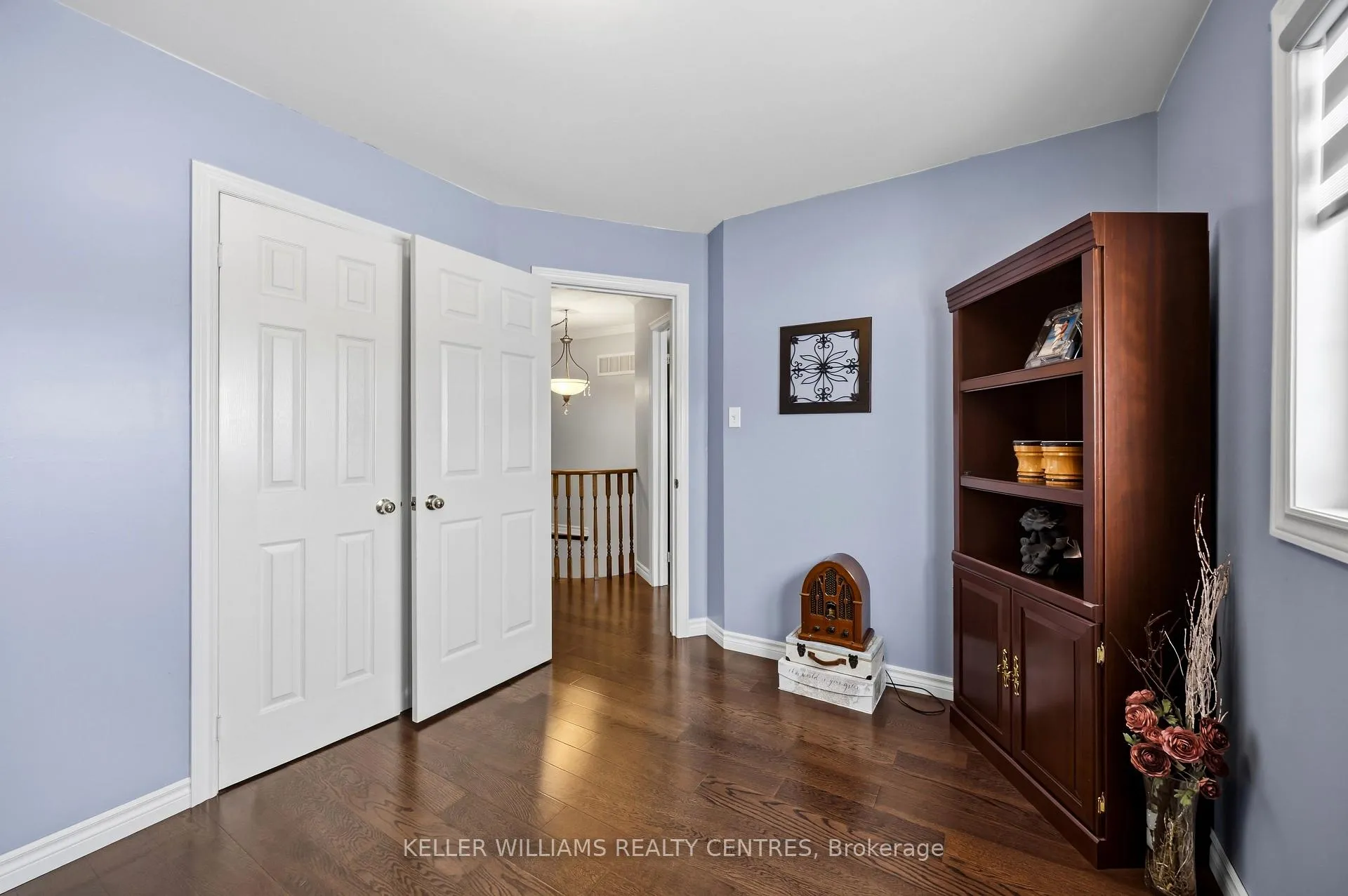 Photo 19 of 13 Surrey Street, Barrie, Little Lake — HOMEH
